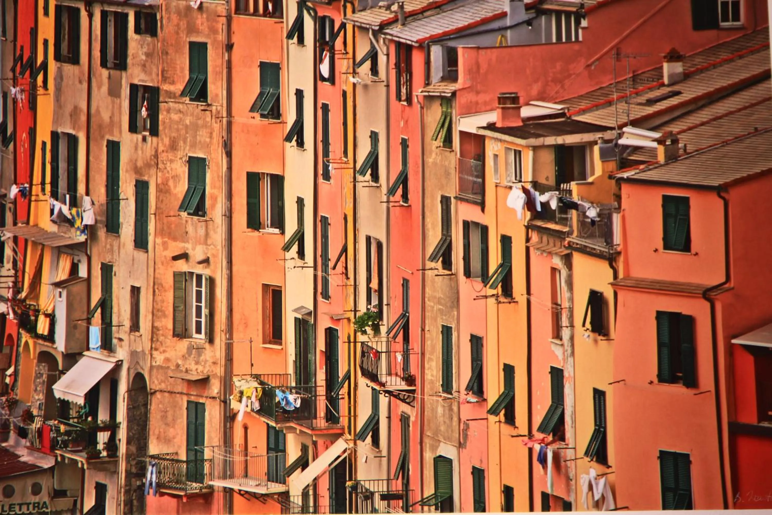 Property building in vernazza vacation 3