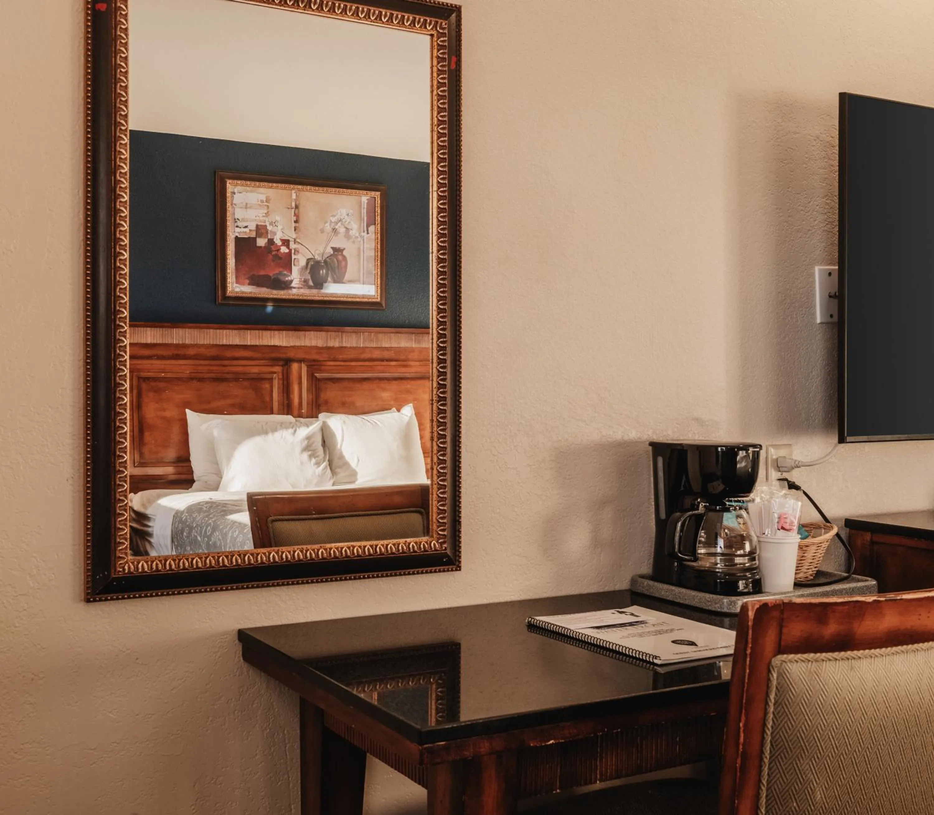 Bed in Water Front Inn