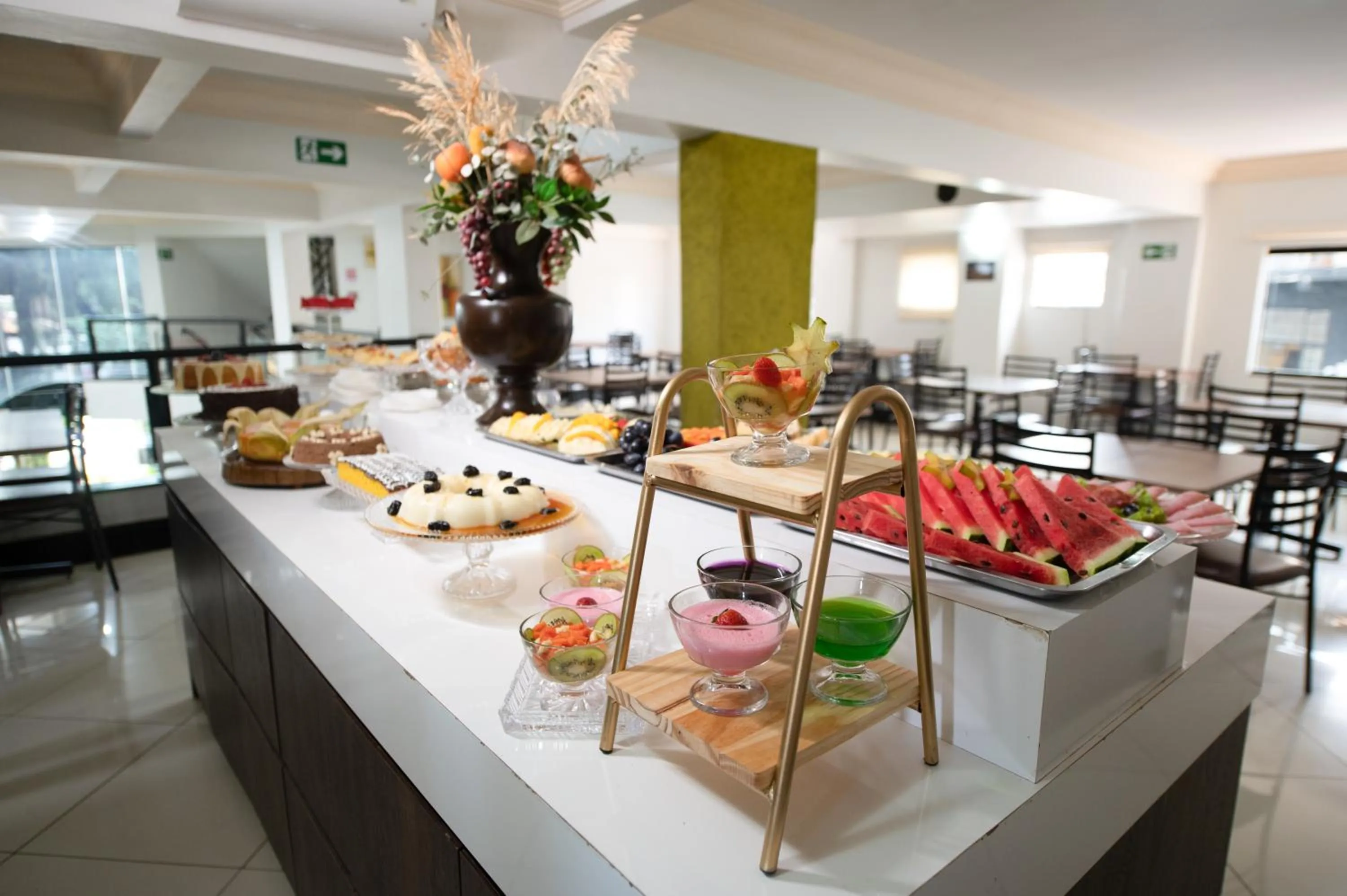 Continental breakfast in Havana Palace Hotel
