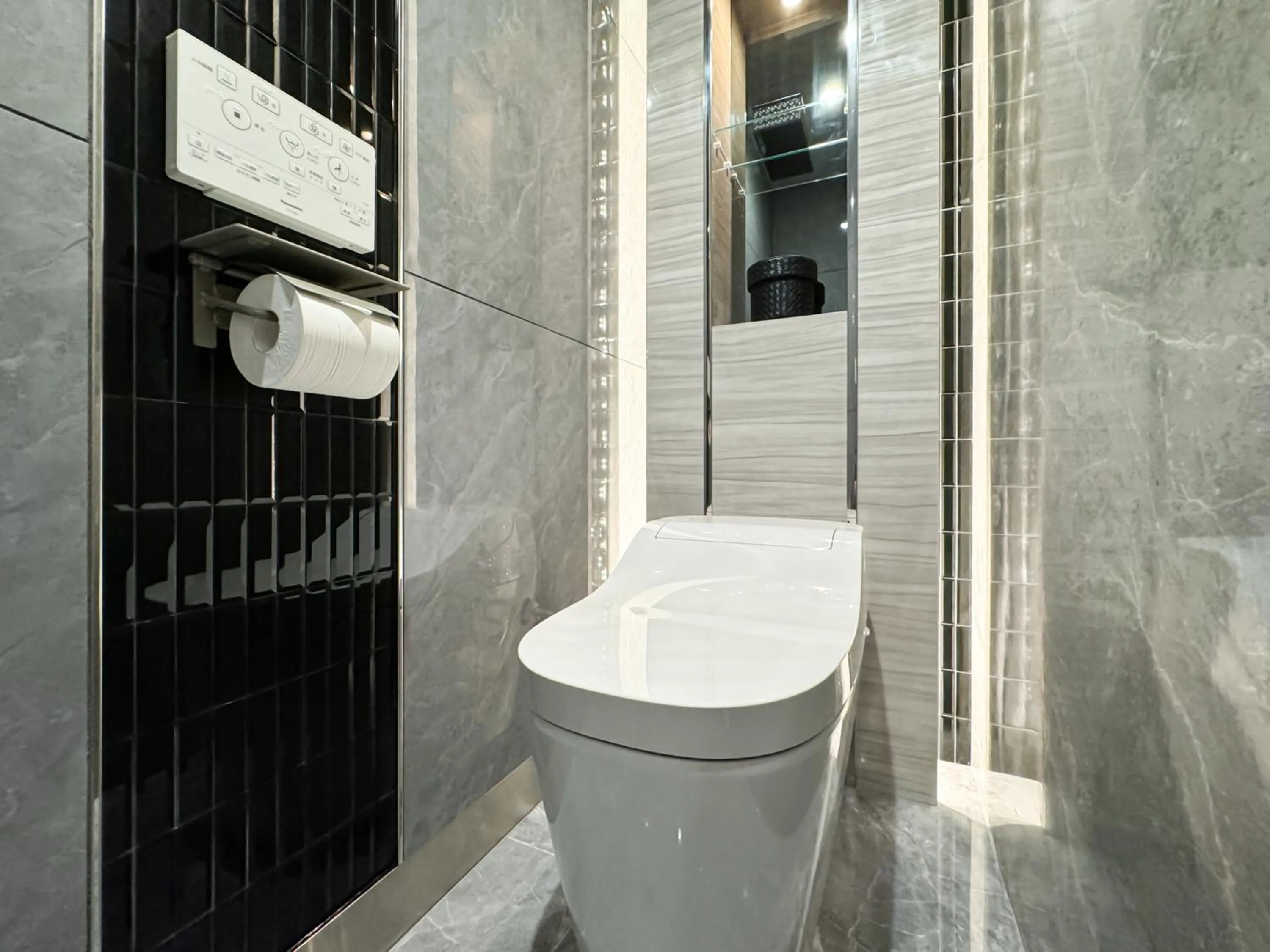 Toilet in Hotel Century