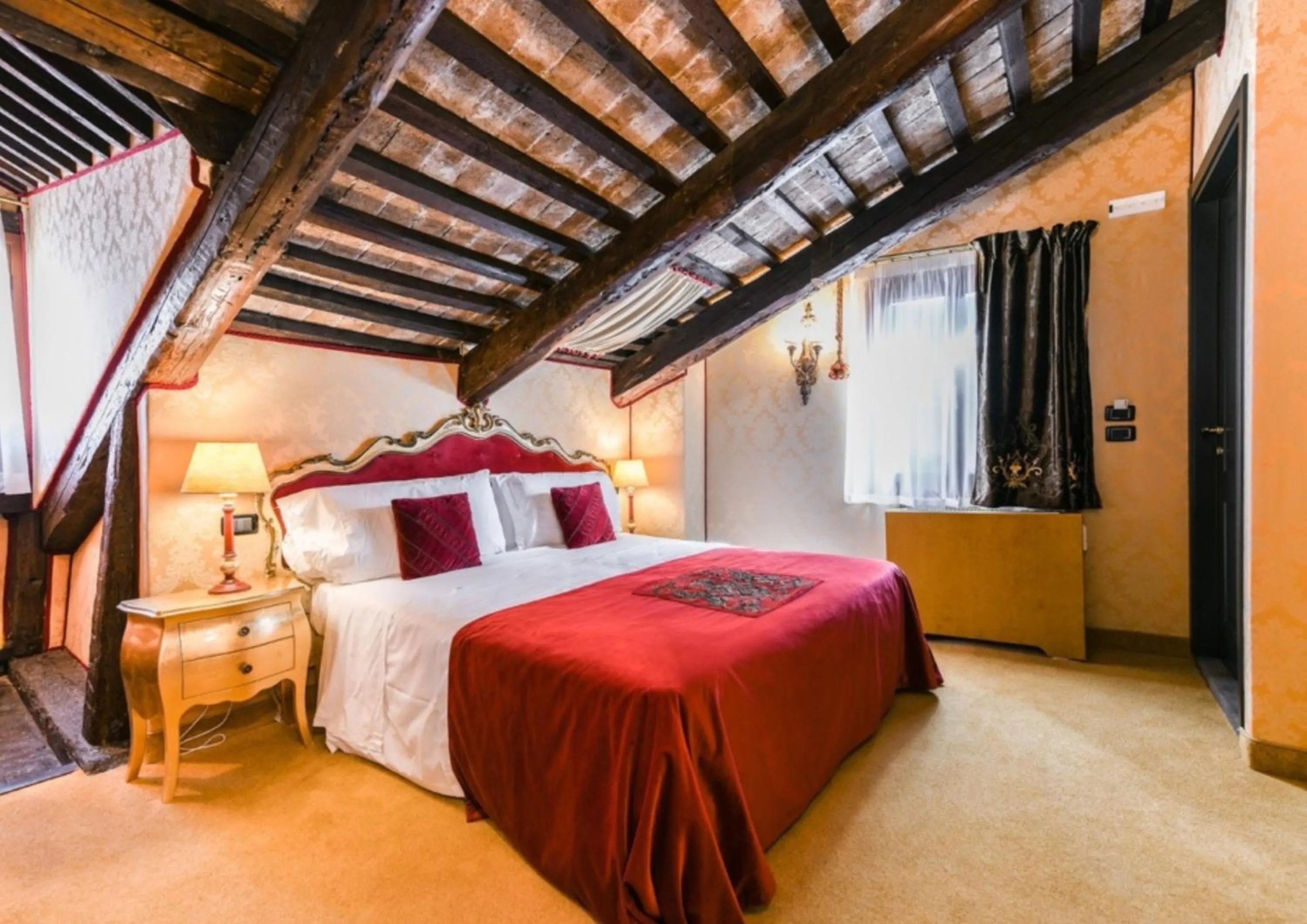 Bedroom, Bed in Ai Cherubini