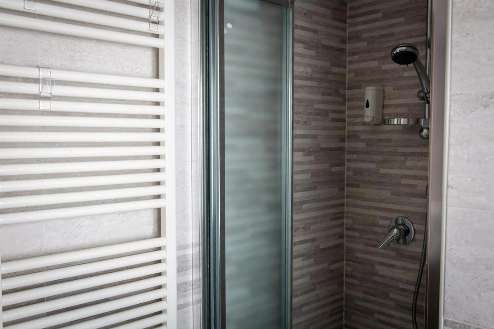 Hotel Ristorante Cigno - Camere and Aparthotel