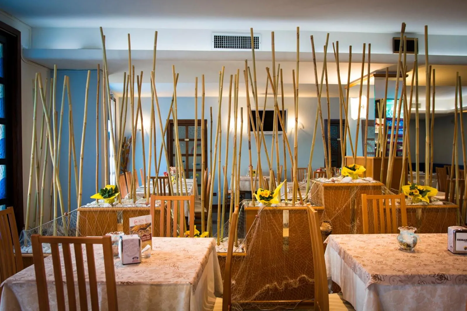 Hotel Ristorante Cigno - Camere and Aparthotel