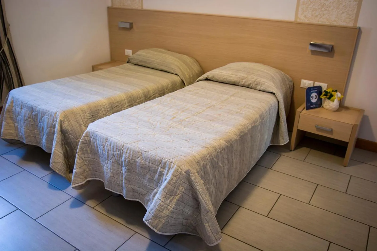 Bed in Hotel Ristorante Cigno - Camere and Aparthotel