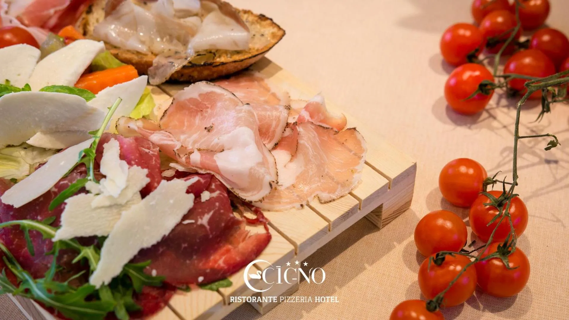 Hotel Ristorante Cigno - Camere and Aparthotel