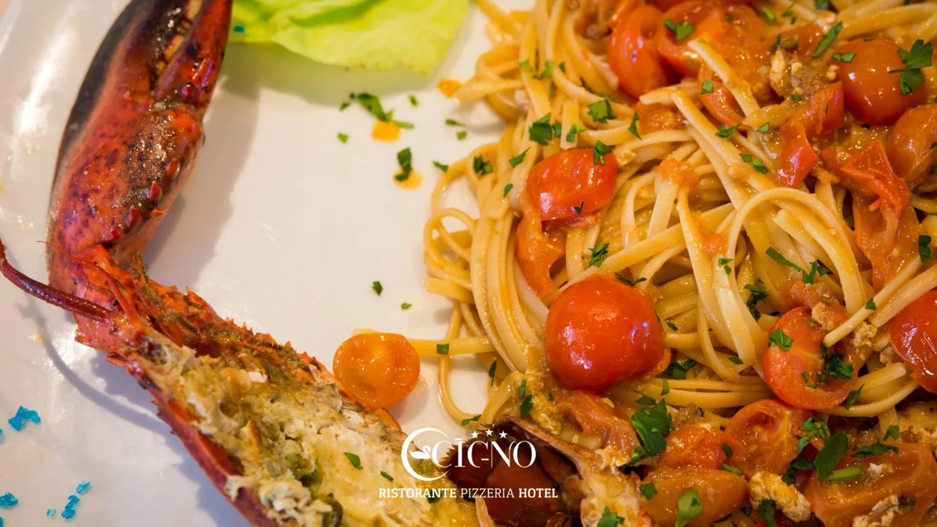 Hotel Ristorante Cigno - Camere and Aparthotel