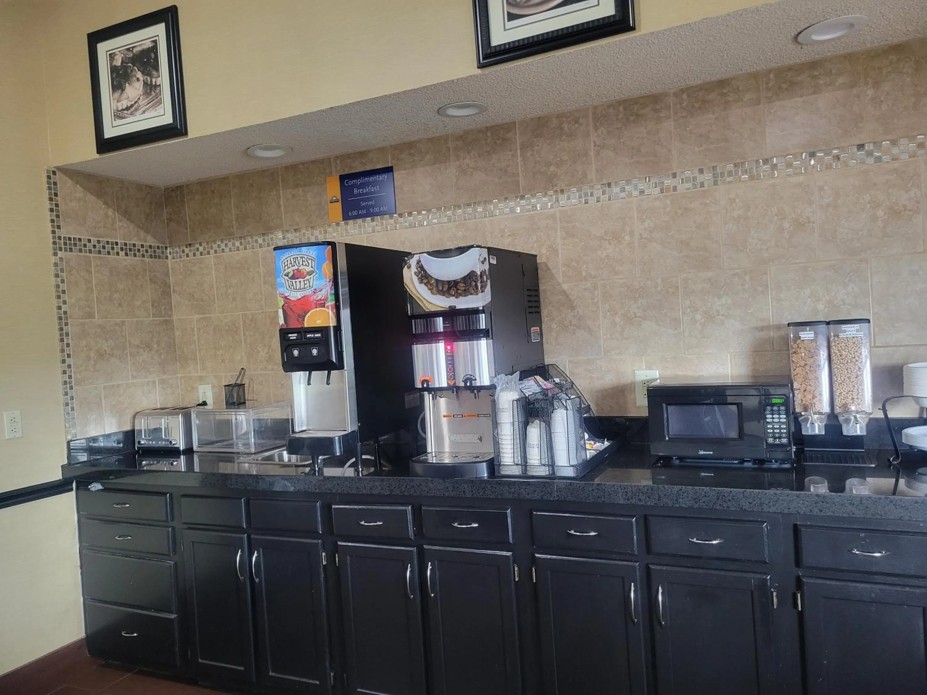 Breakfast in Days Inn by Wyndham Collinsville St Louis