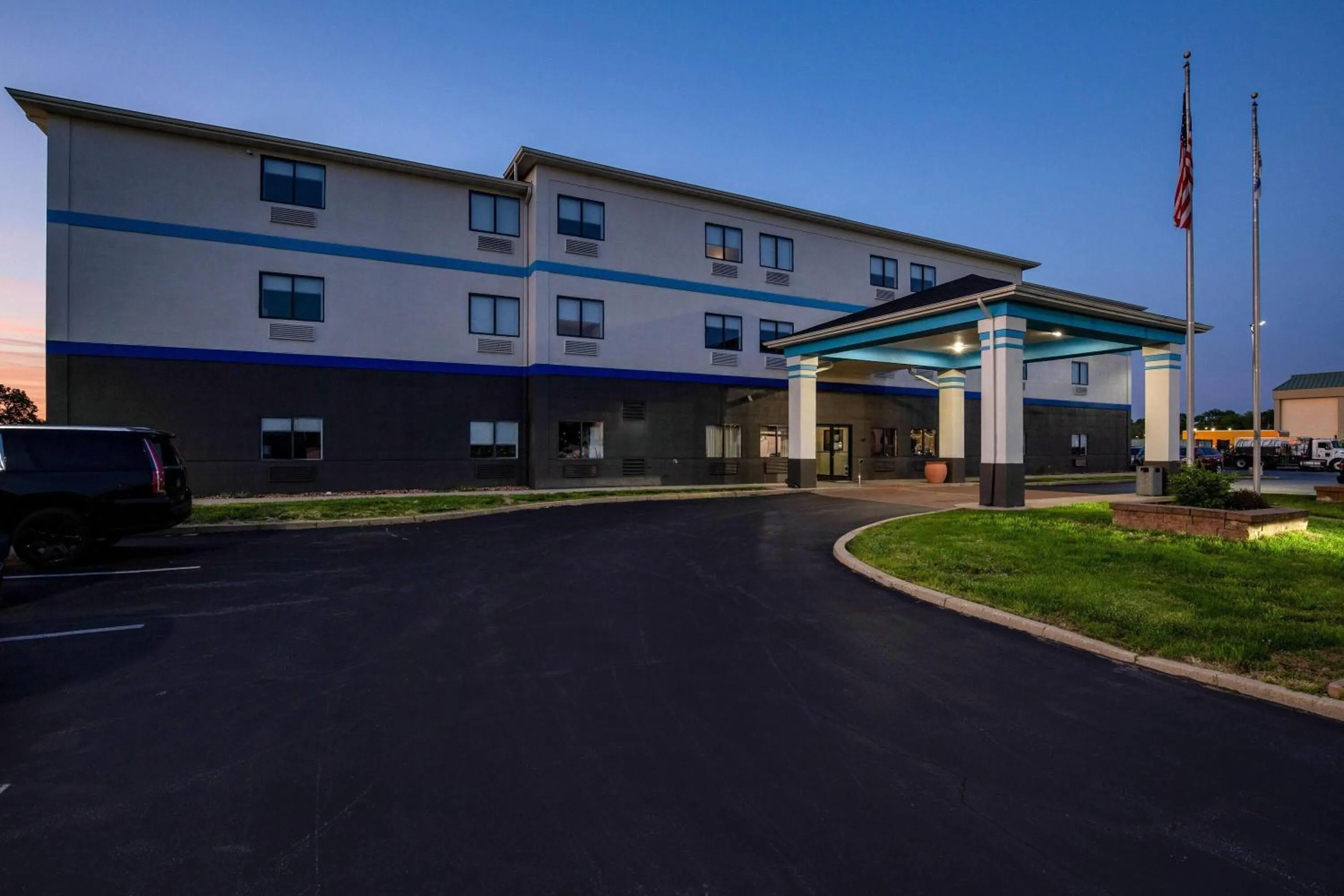 Property building in Days Inn by Wyndham Collinsville St Louis