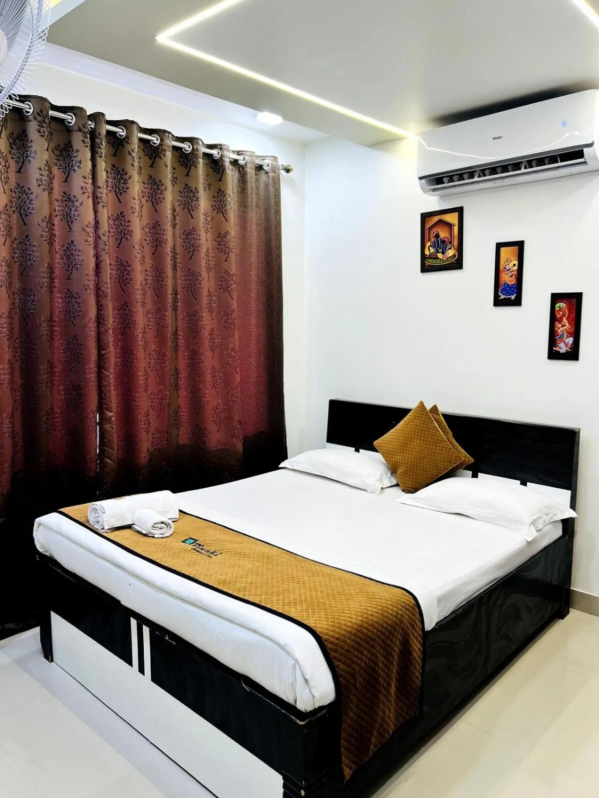 Bedroom, Bed in Pinaki Comfort Stay