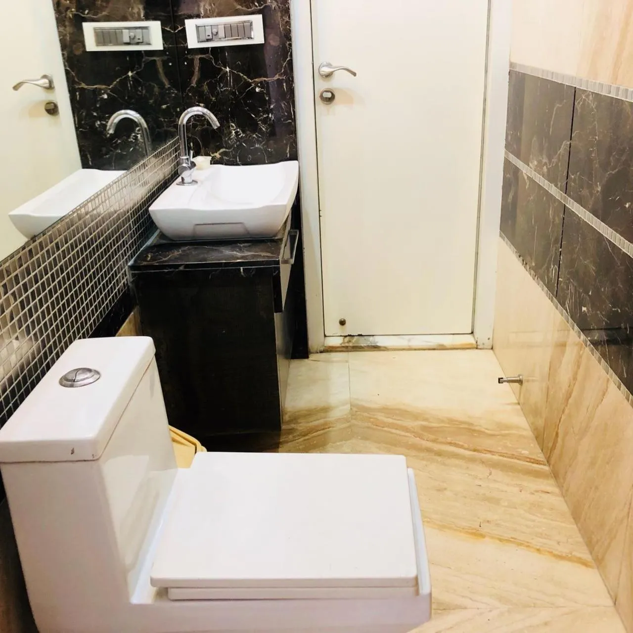 Bathroom in Pinaki Comfort Stay