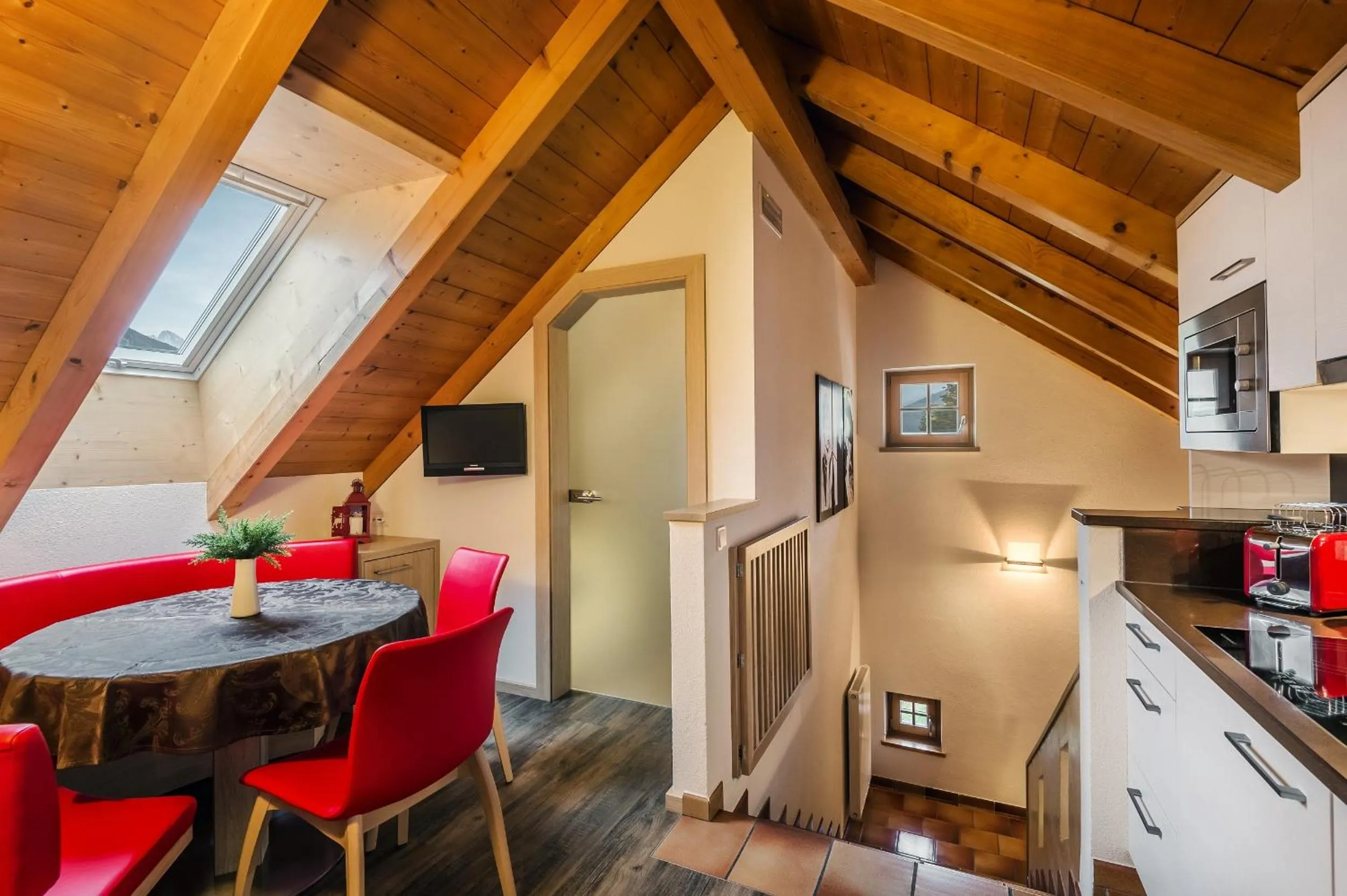 Kitchen or kitchenette in Taela Apartments