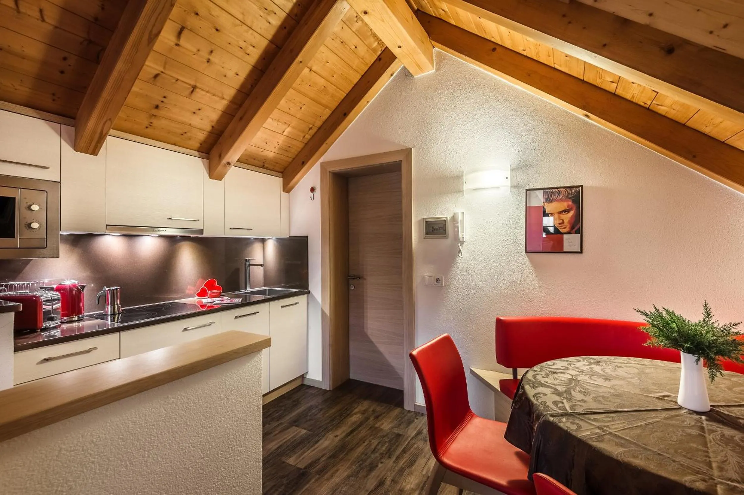 Kitchen or kitchenette in Taela Apartments