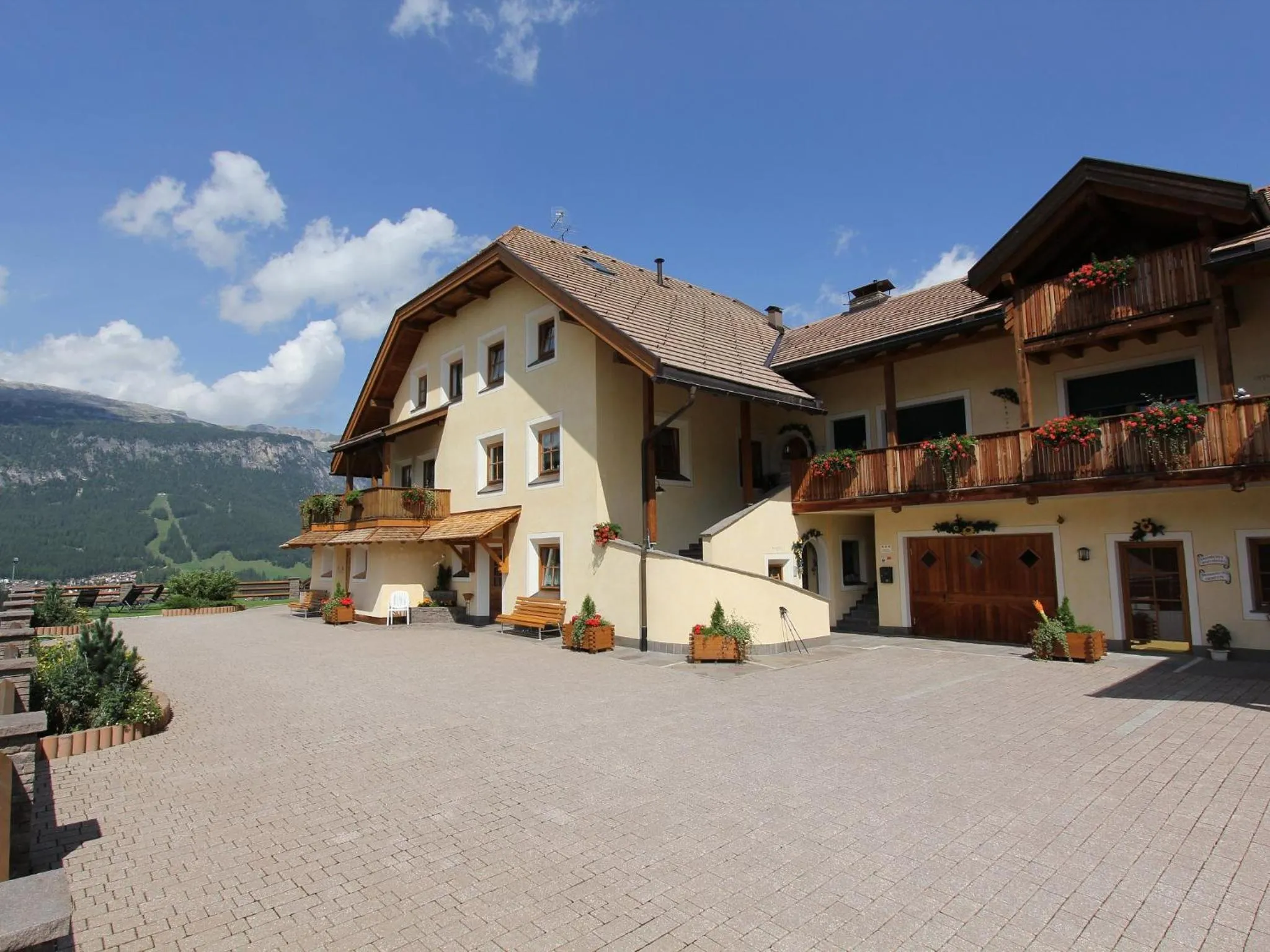 Property building in Taela Apartments