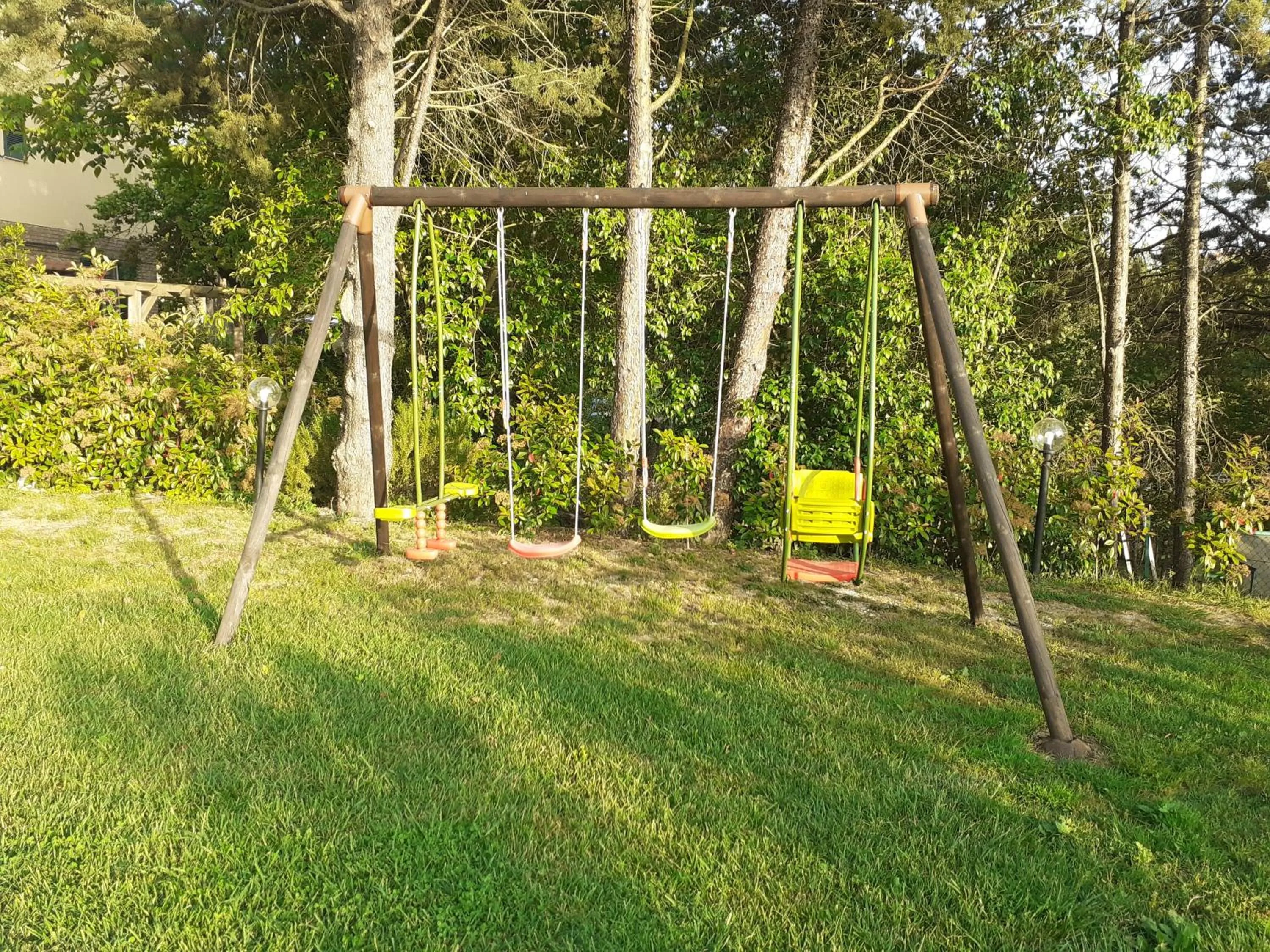 Children play ground in Il Lavandeto - farmhouse in the city