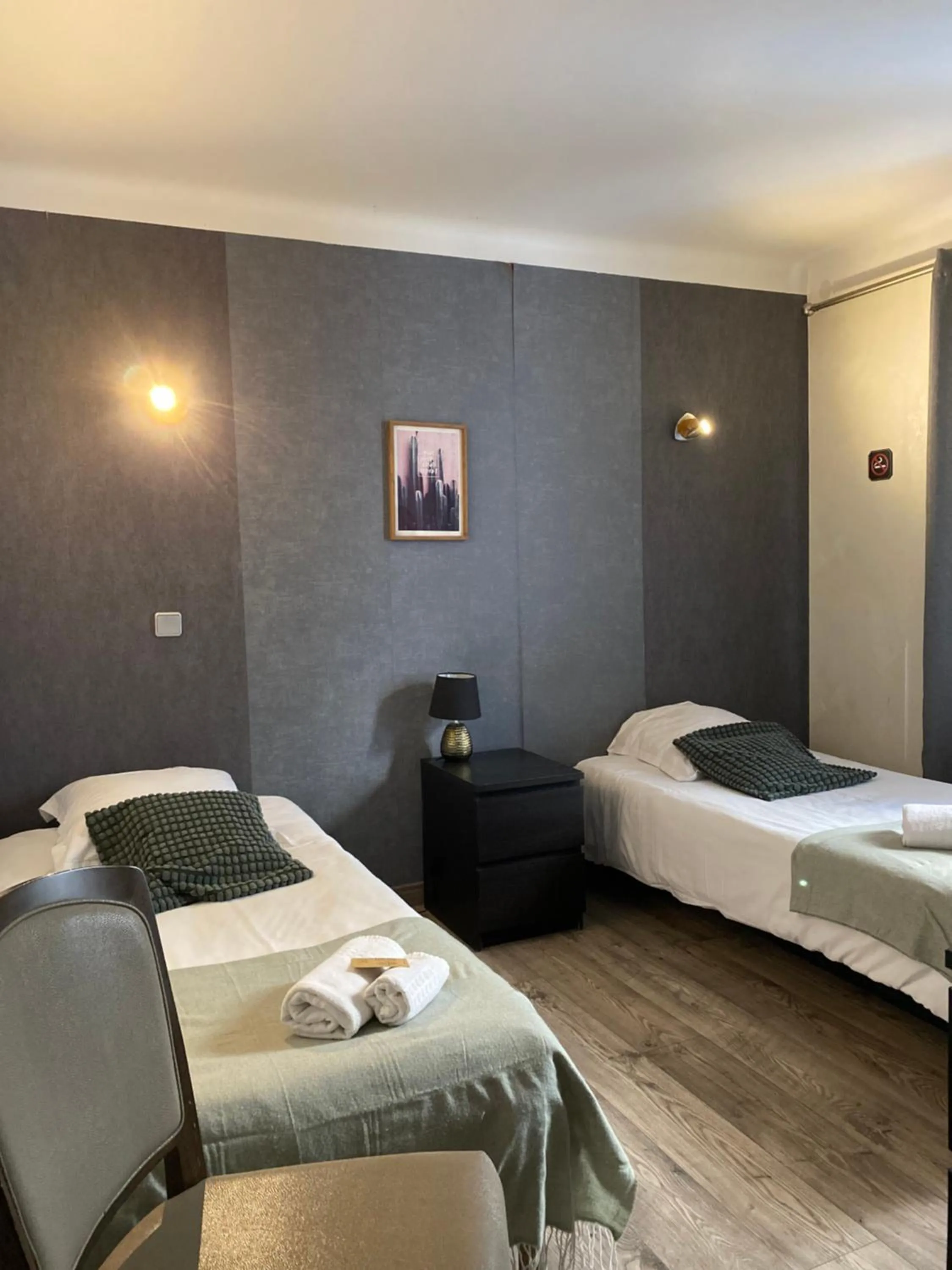 Bed in Hôtel des Beaux Arts