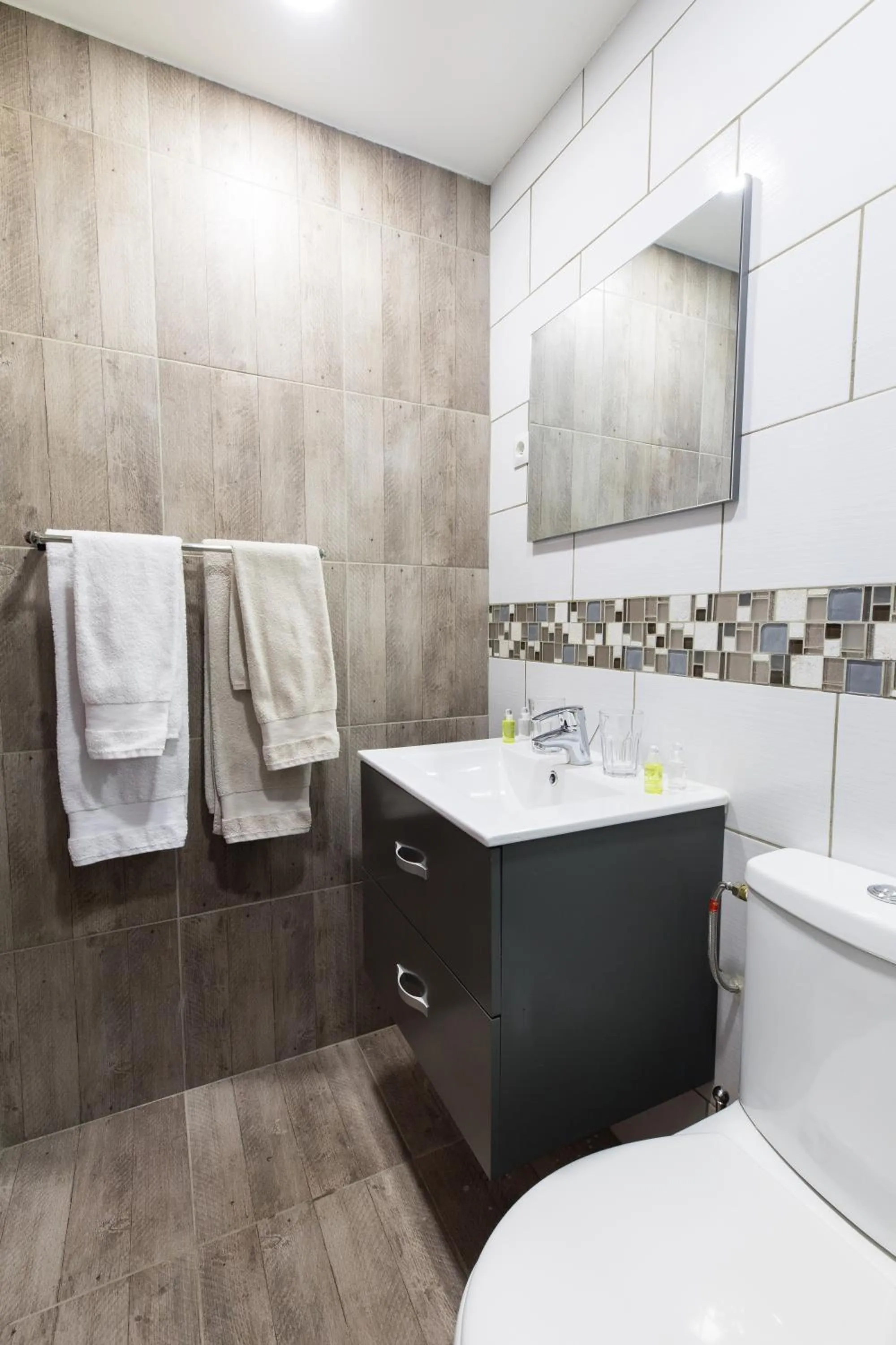 towels in Hôtel des Beaux Arts