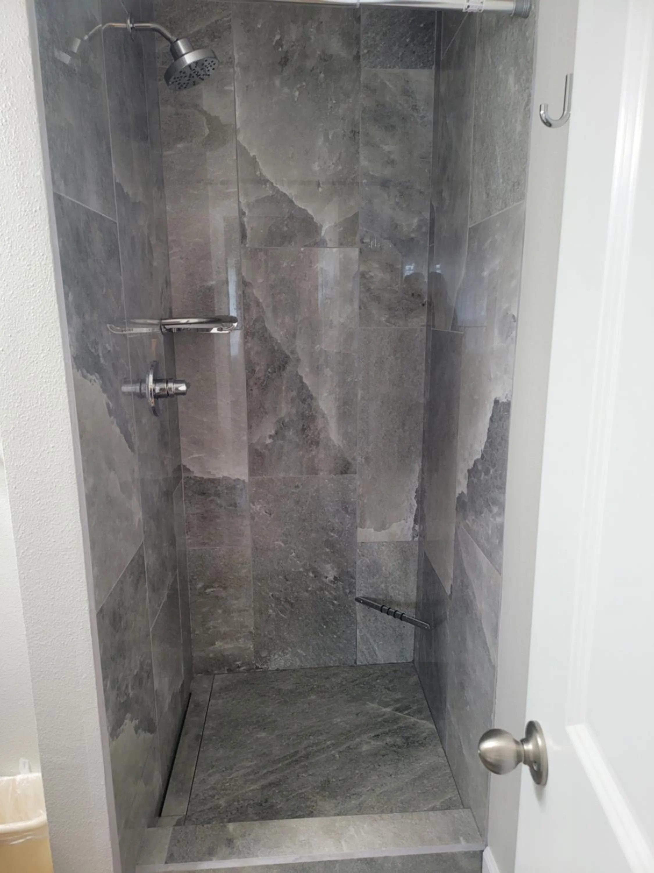 Shower in Bridge Street Inn