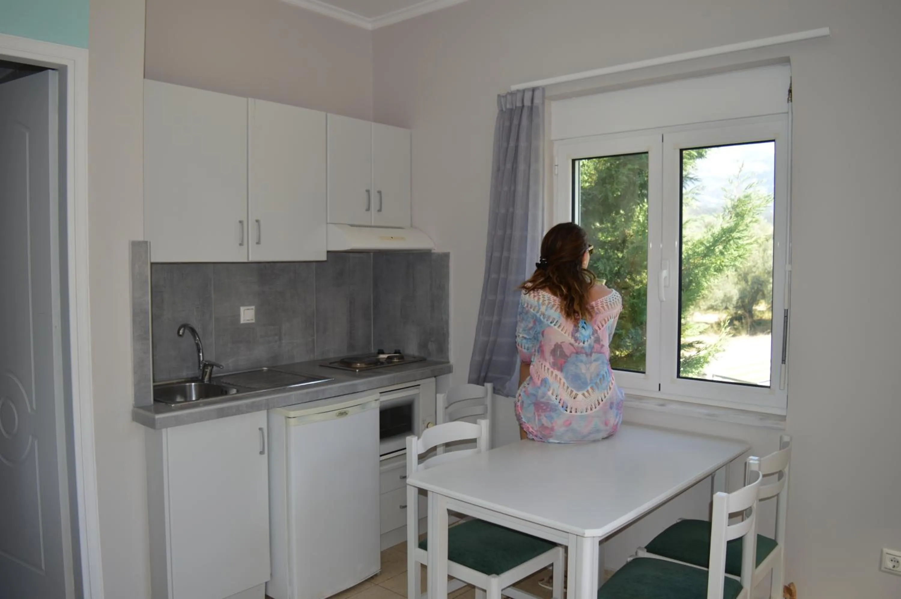 Off site in Thesmos Village