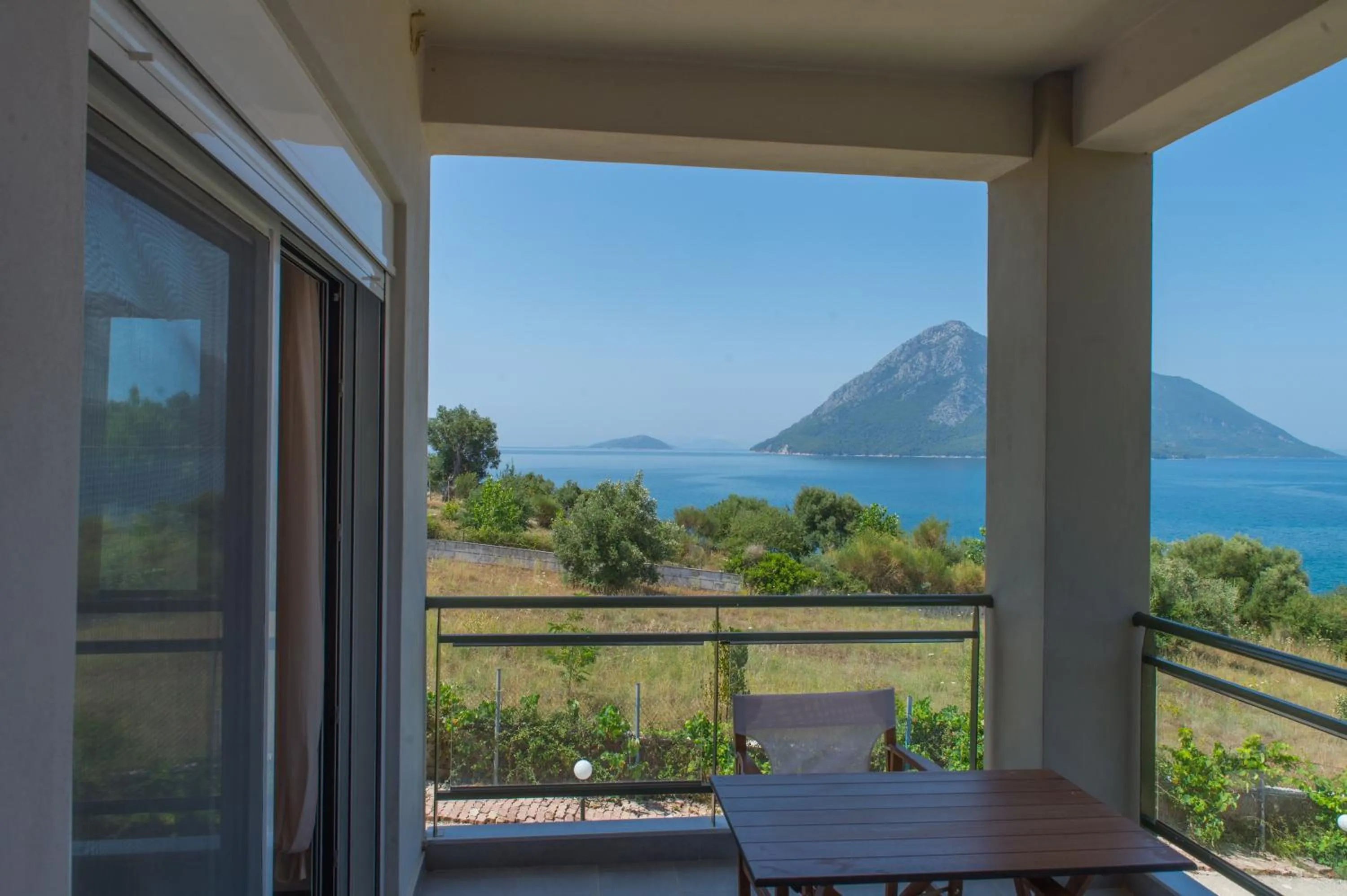 Patio in Thesmos Village