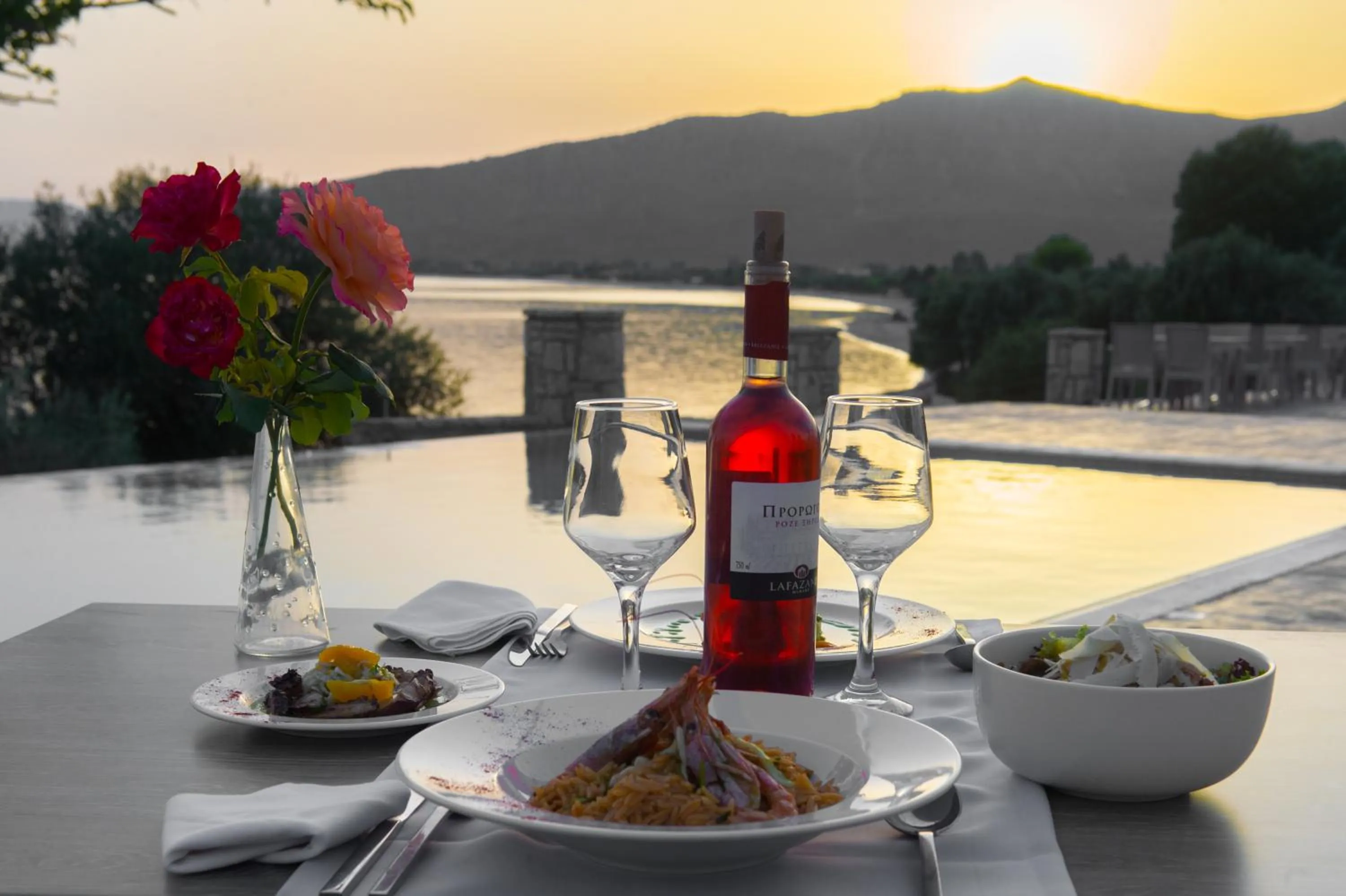 Patio in Thesmos Village