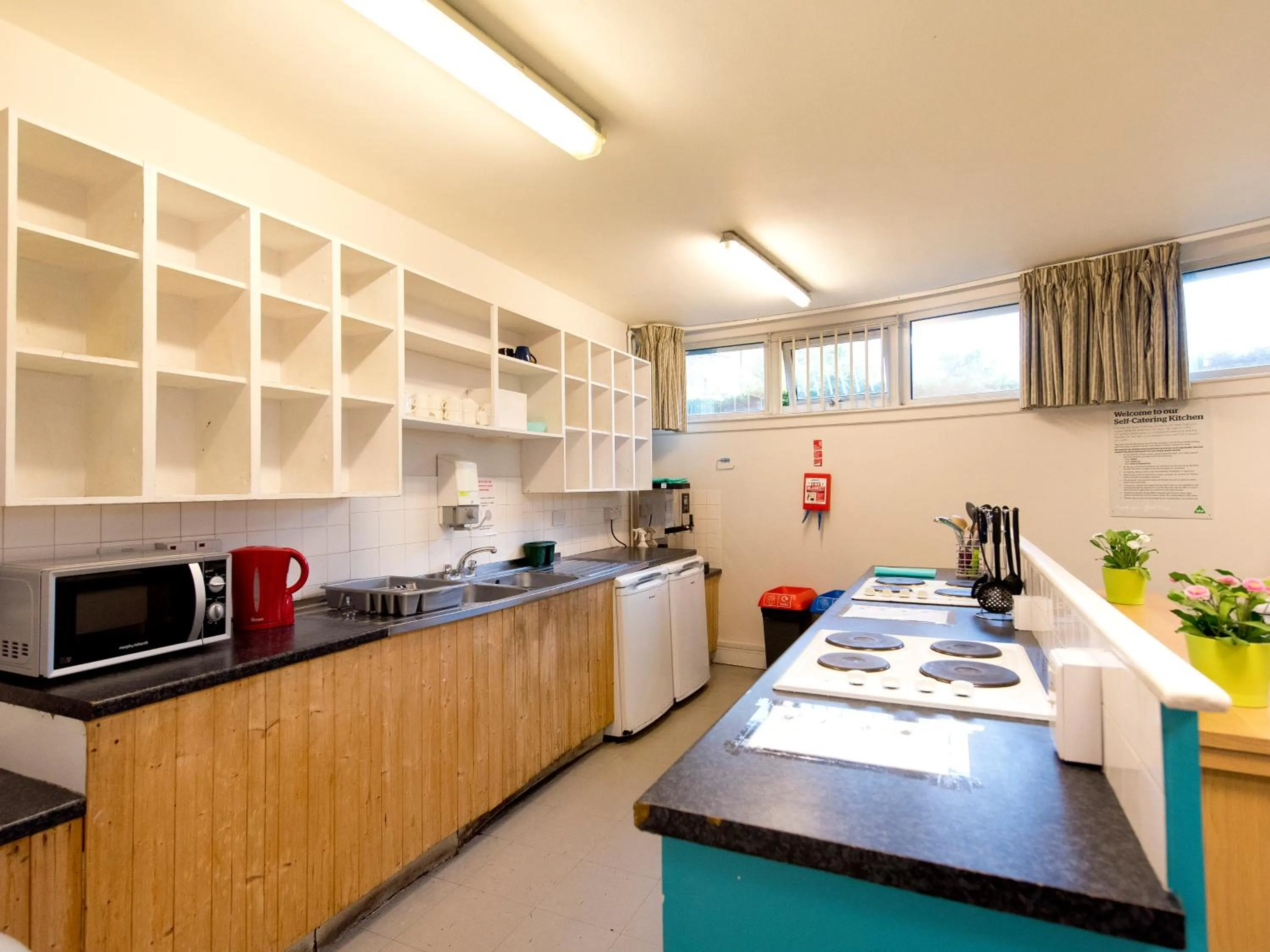 Kitchen or kitchenette in YHA London Thameside