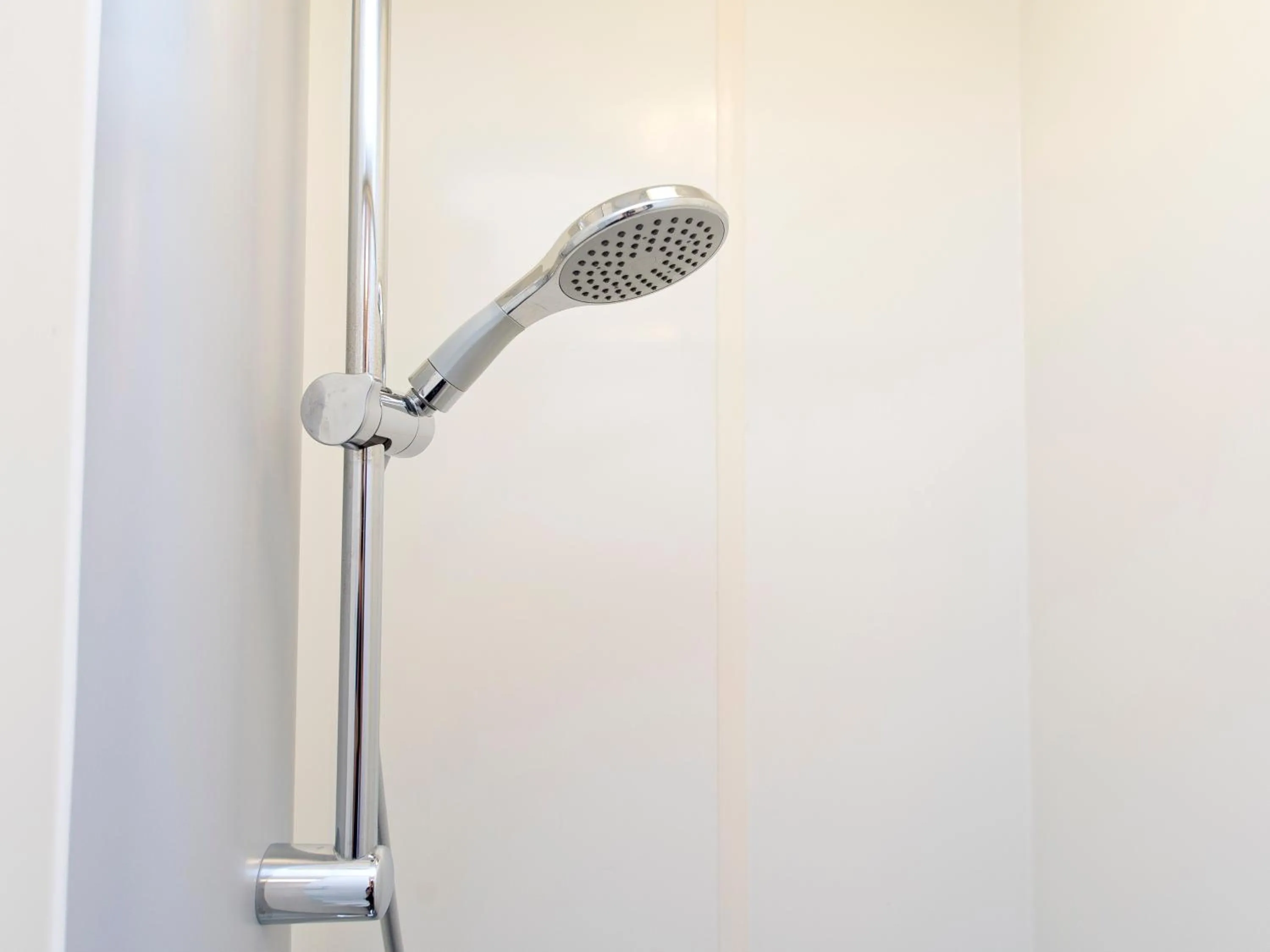 Bathroom in YHA London Thameside