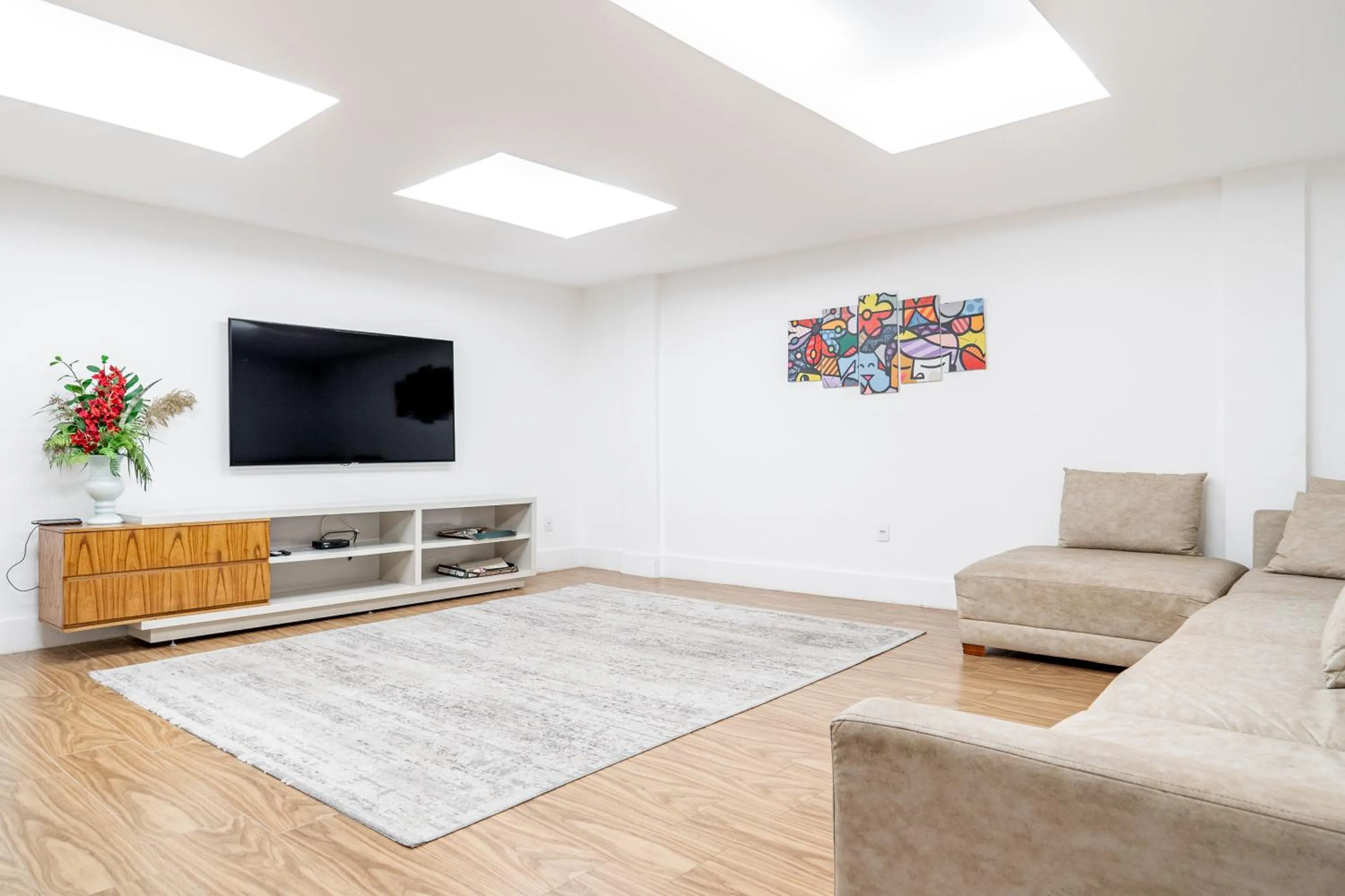 Communal lounge/ TV room in Pousada Areia do Forte