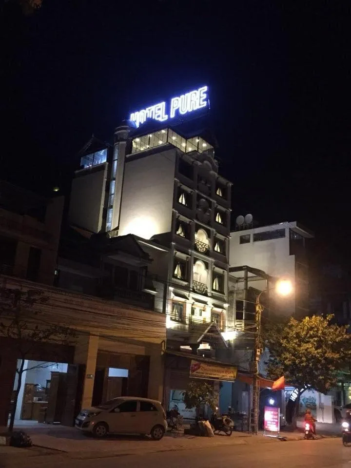 Hotel Pure