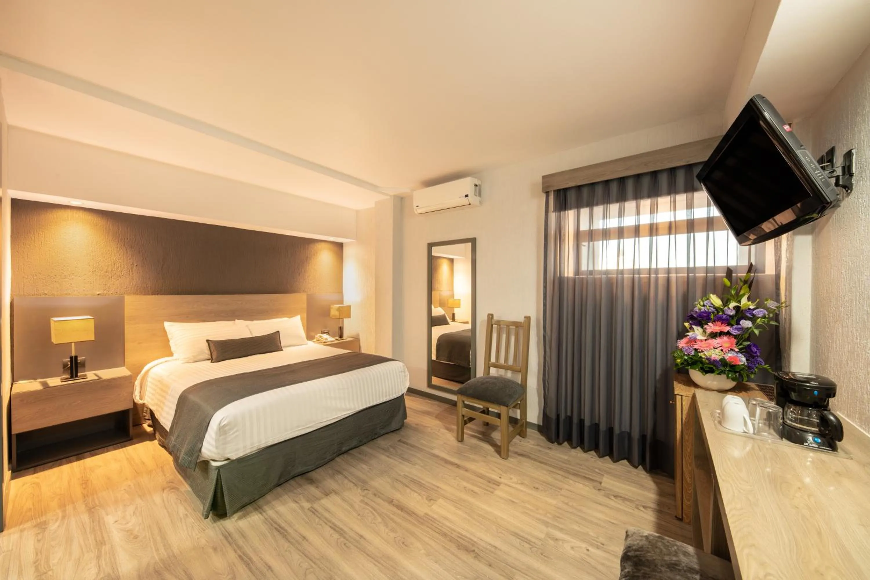 Bedroom, Bed in Hotel Malibu