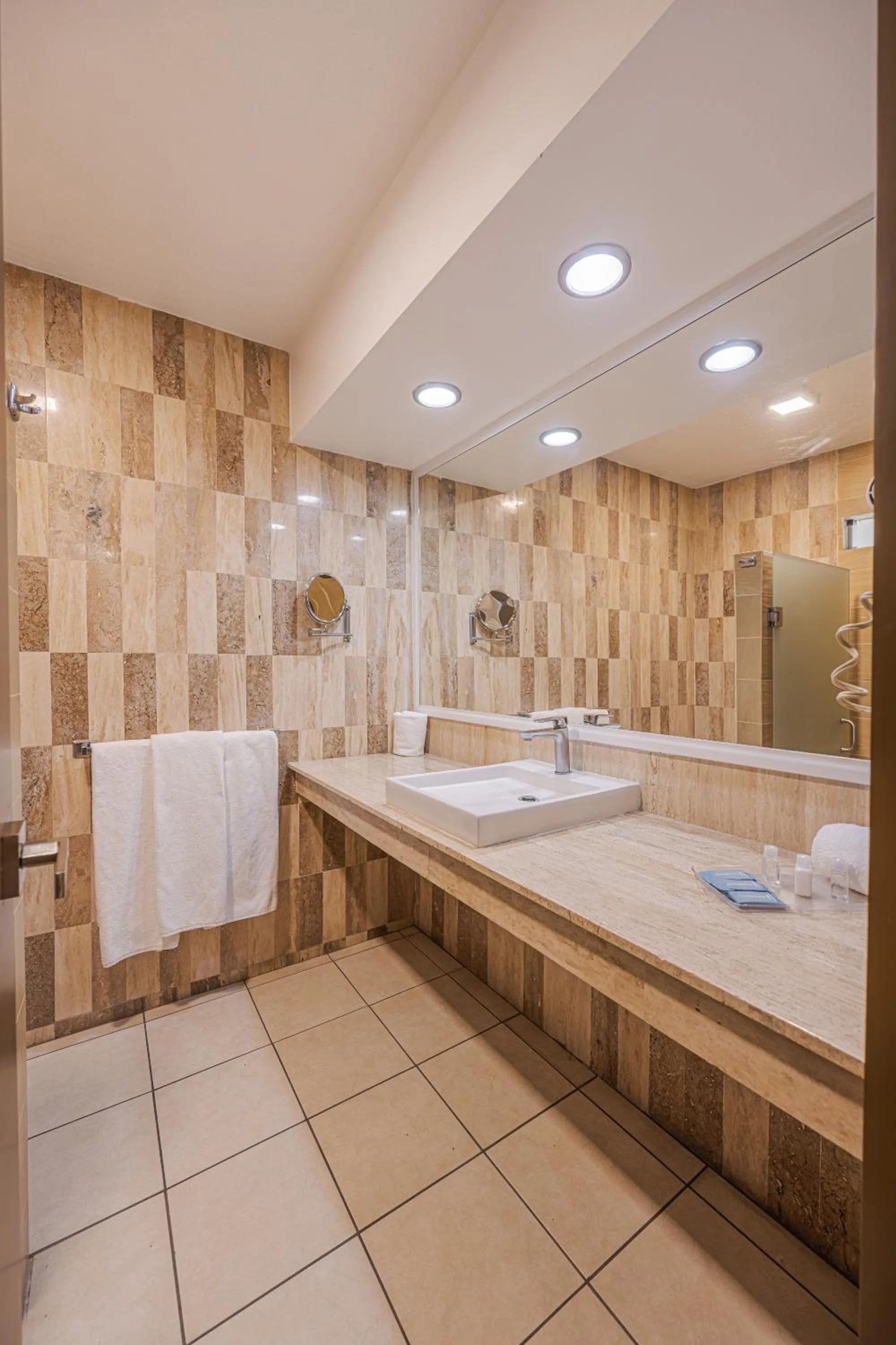 Bathroom in Hotel Malibu
