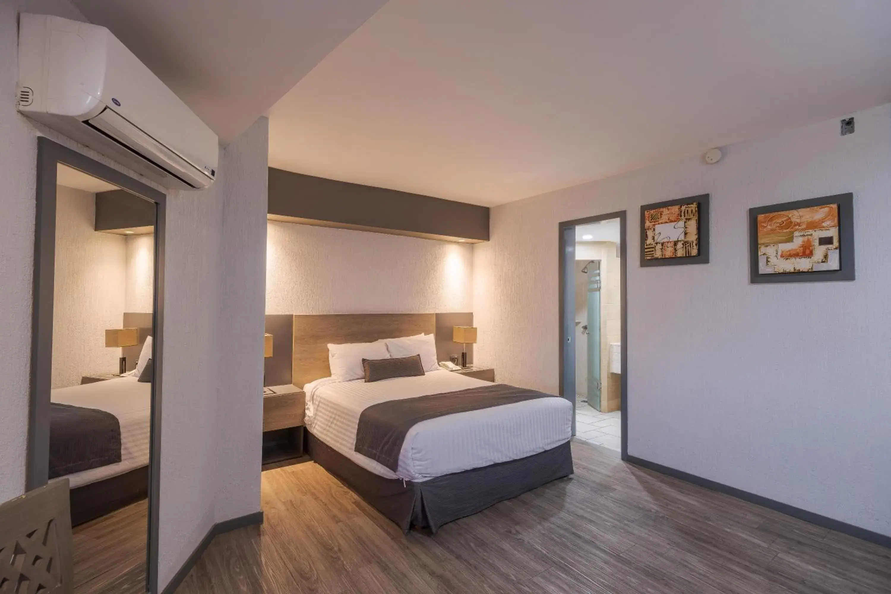 Double Room in Hotel Malibu Double Room in Hotel Malibu