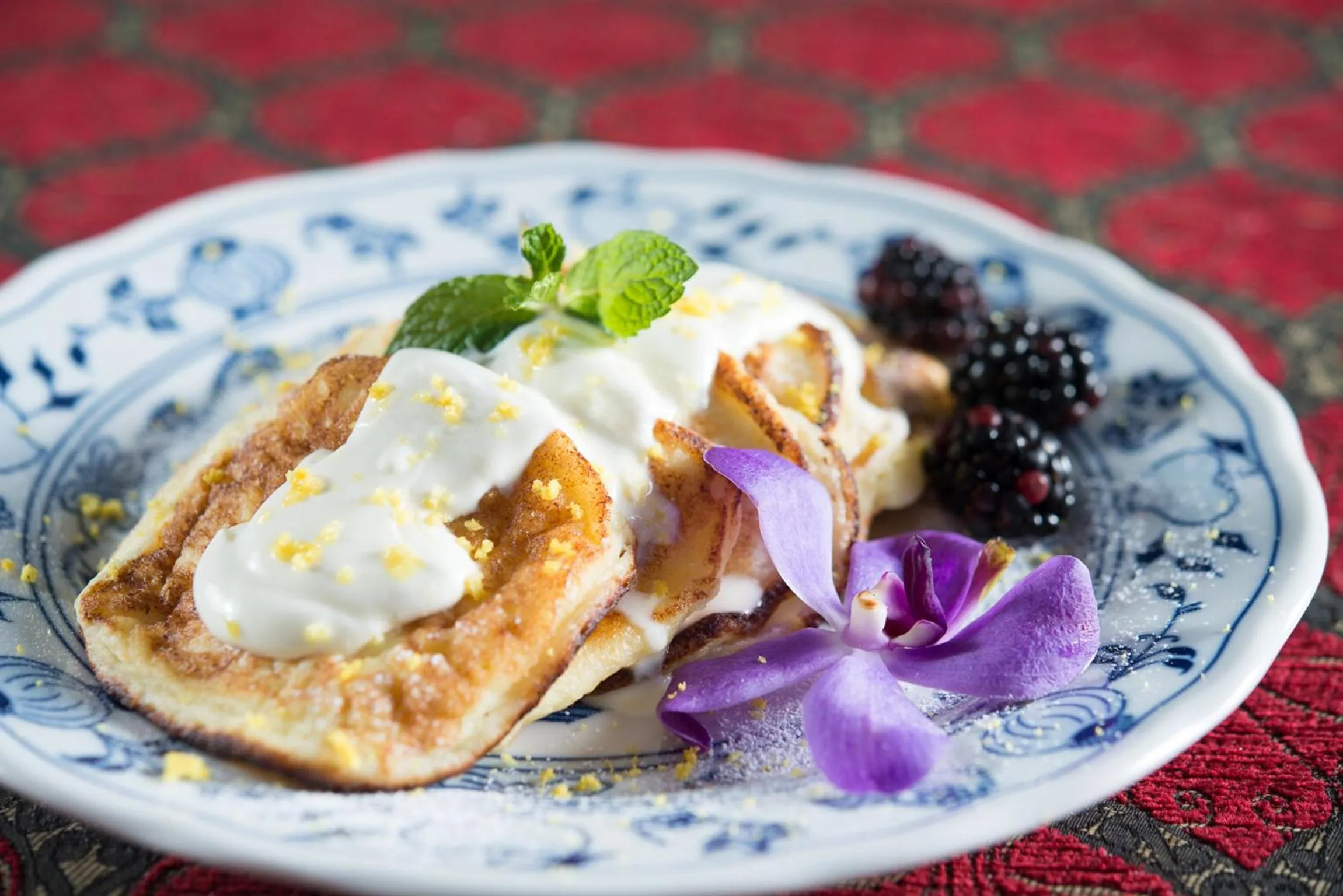 Breakfast in Crystal's View Bed & Breakfast