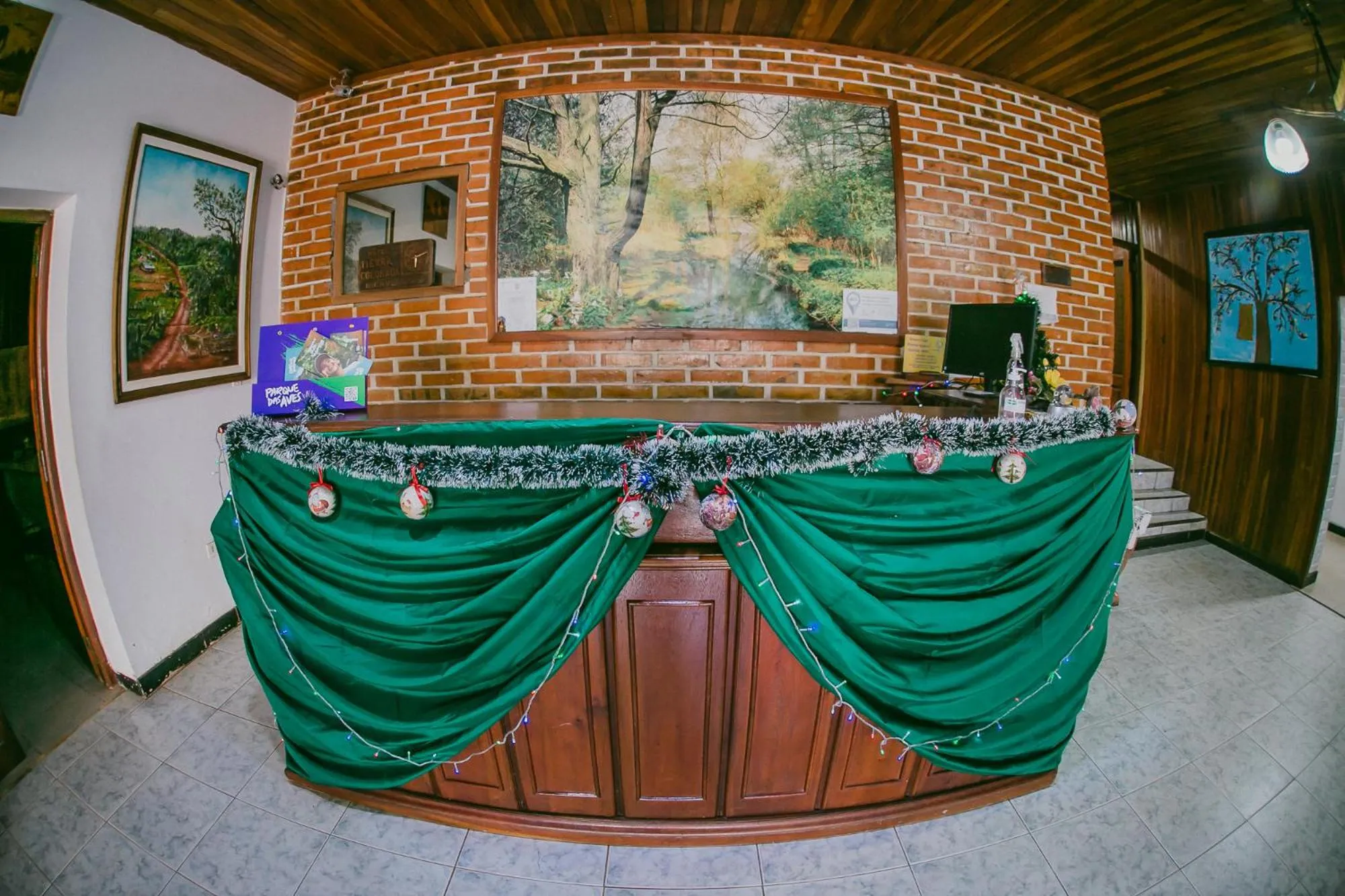 Hotel Tierra Colorada