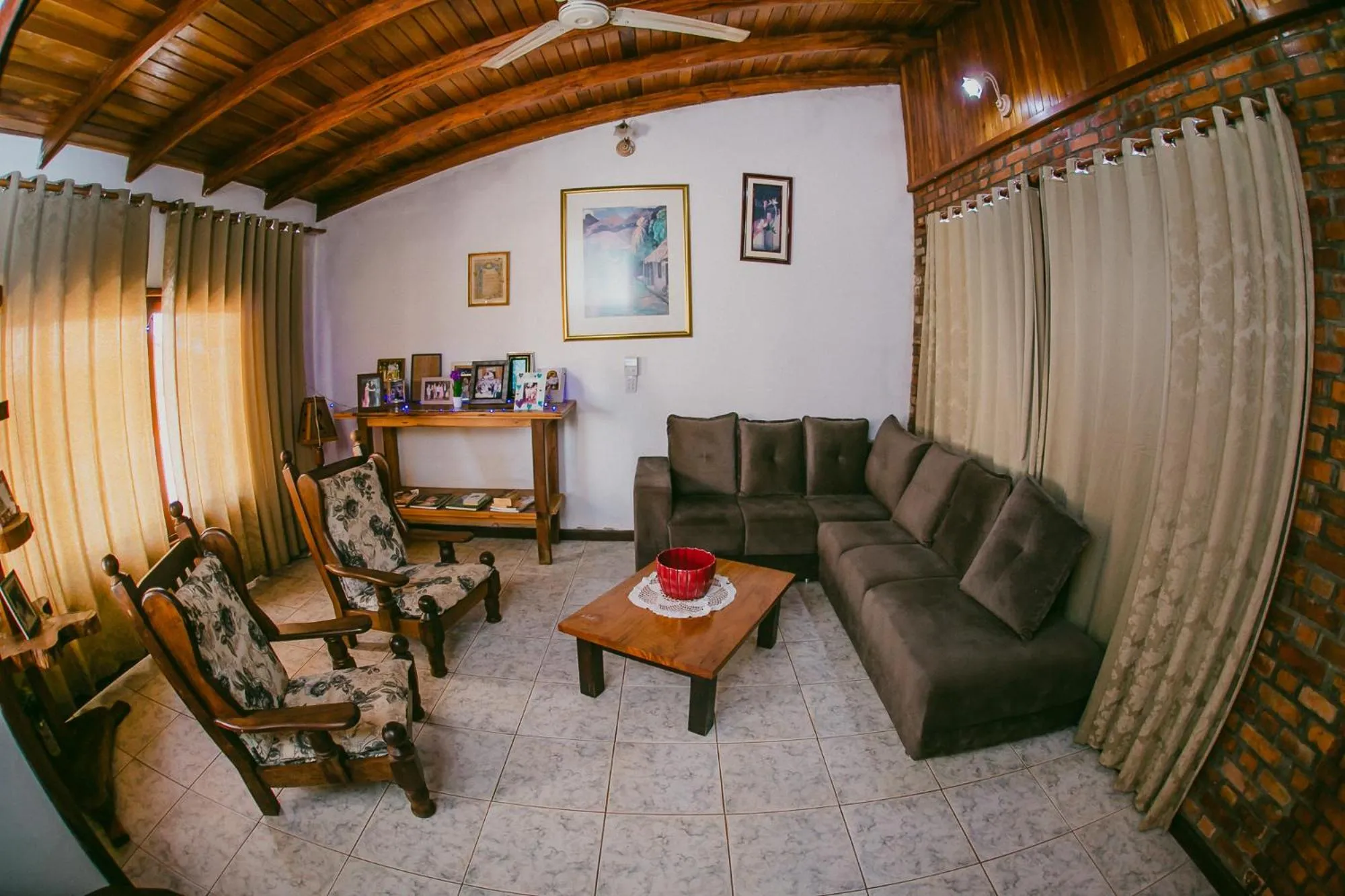 Hotel Tierra Colorada