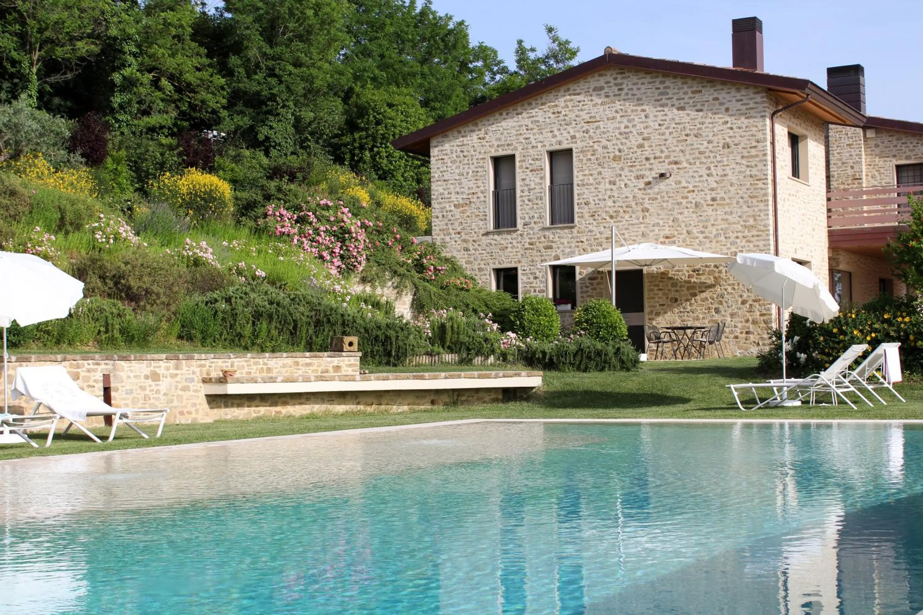 Property building in Amazing Assisi