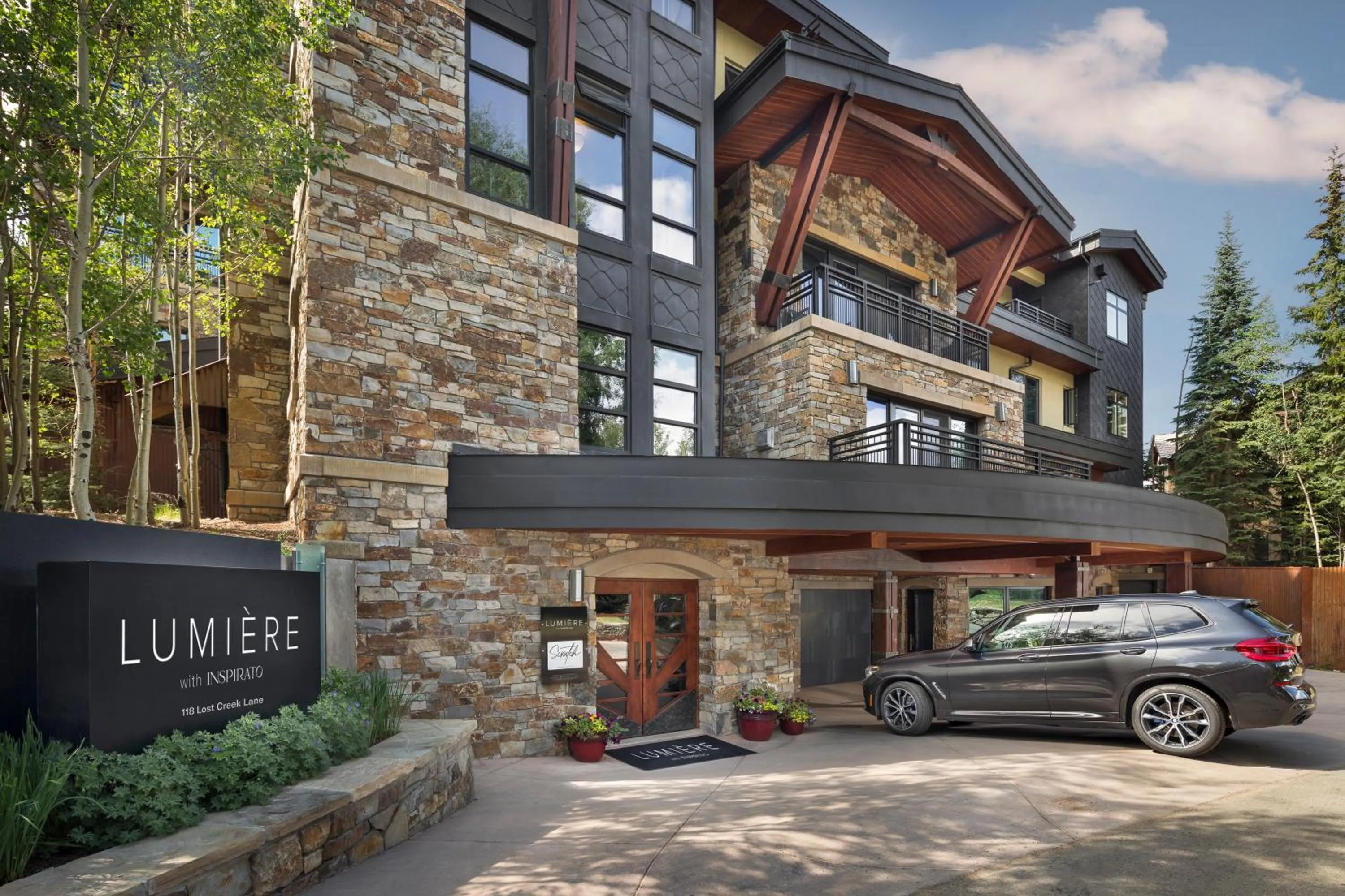 Facade/entrance in Lumiere by Dunton