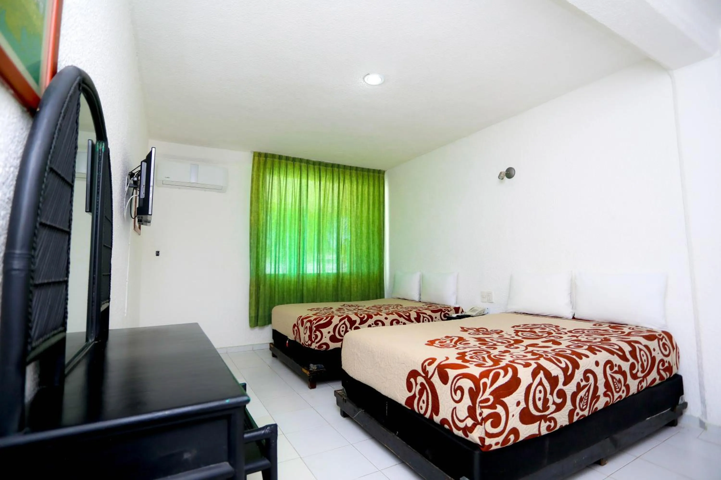 Photo of the whole room, Bed in Hotel Maria de Lourdes