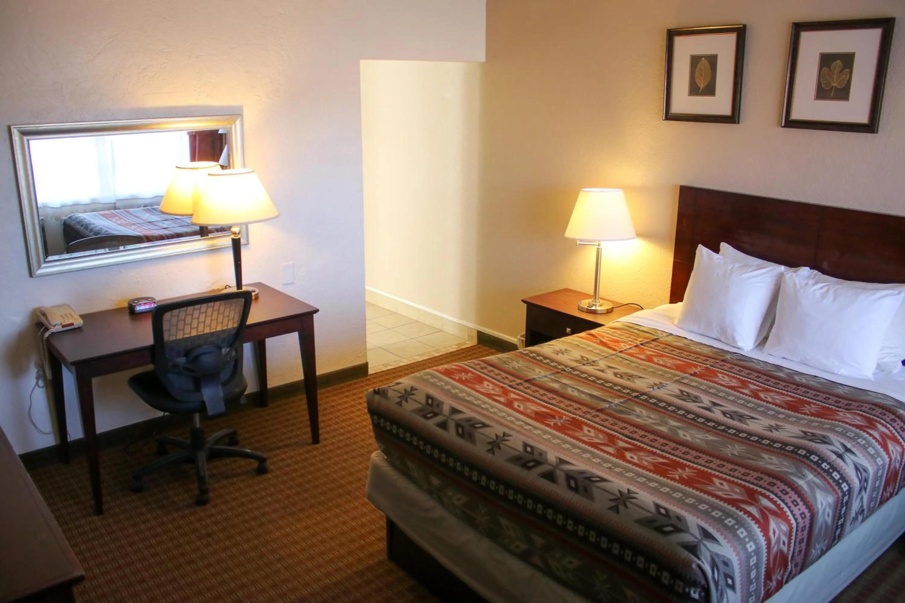 Bed in The Classic Desert Aire Hotel