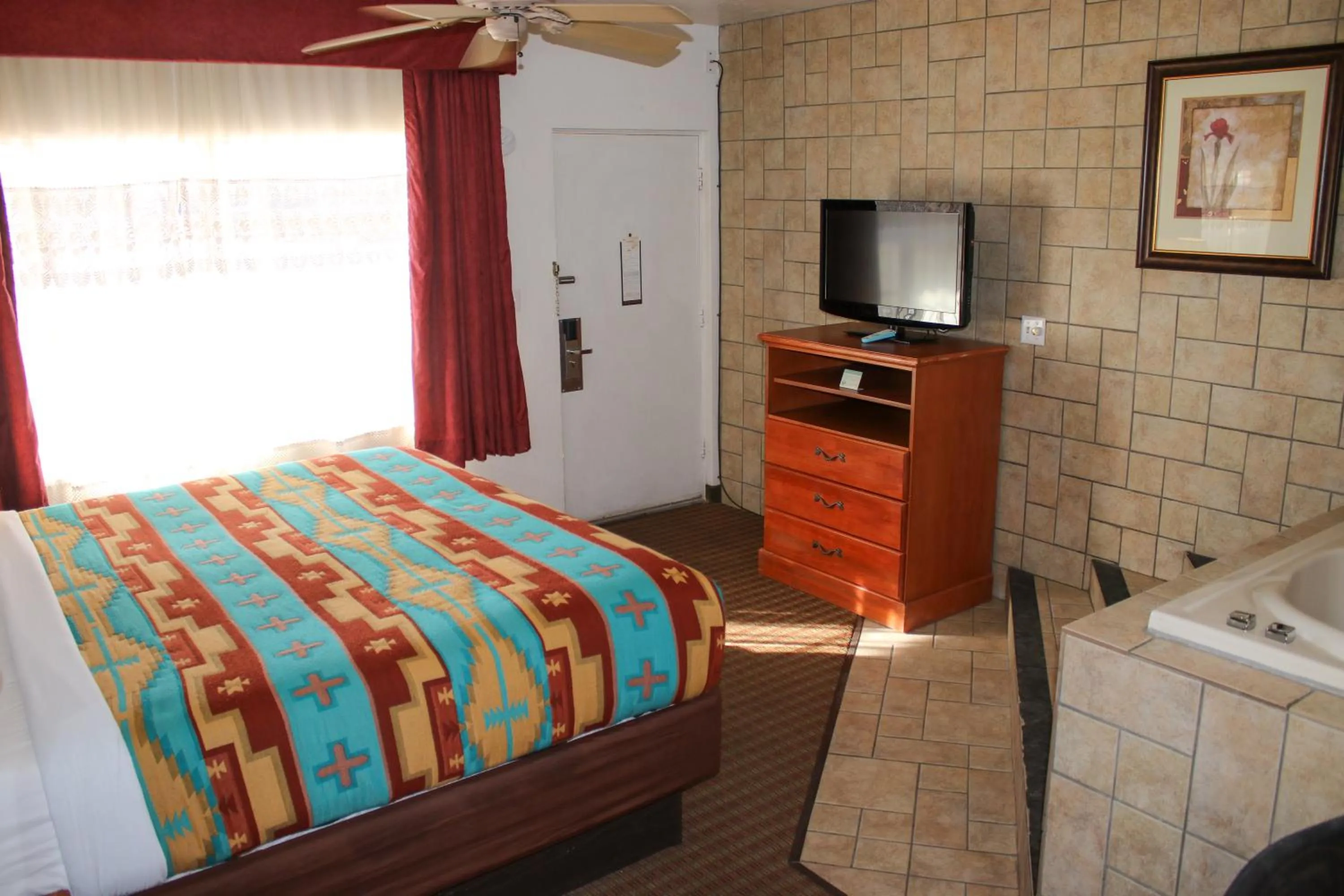 Photo of the whole room, Bed in The Classic Desert Aire Hotel