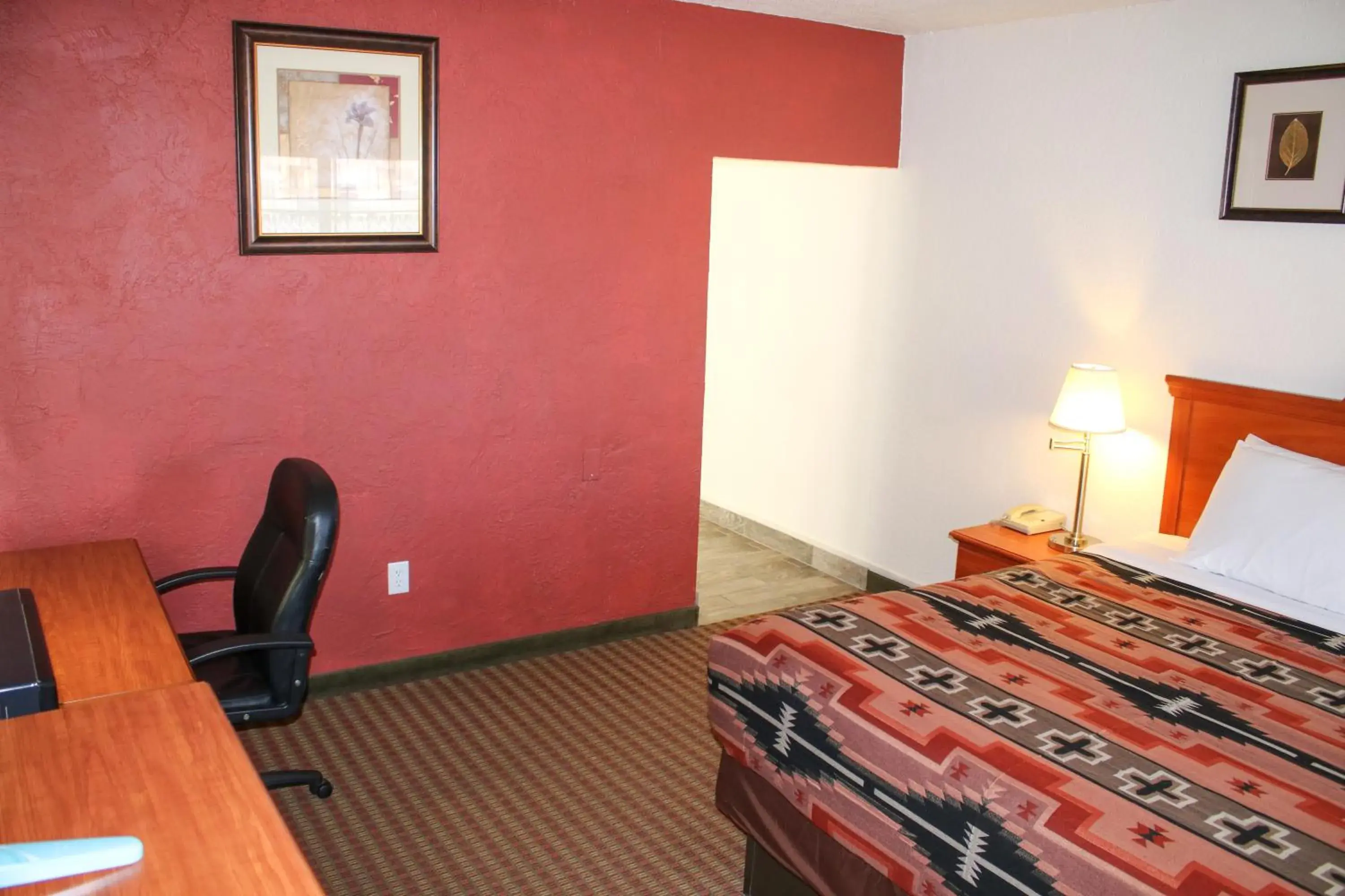 King Room - Non-Smoking in The Classic Desert Aire Hotel King Room - Non-Smoking in The Classic Desert Aire Hotel