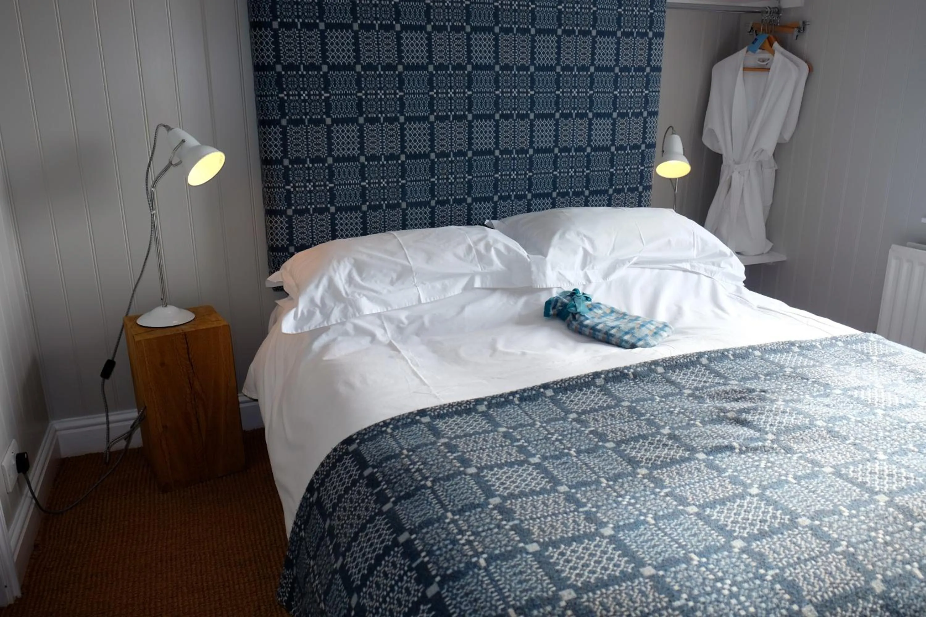 Bedroom, Bed in Harbourmaster Hotel