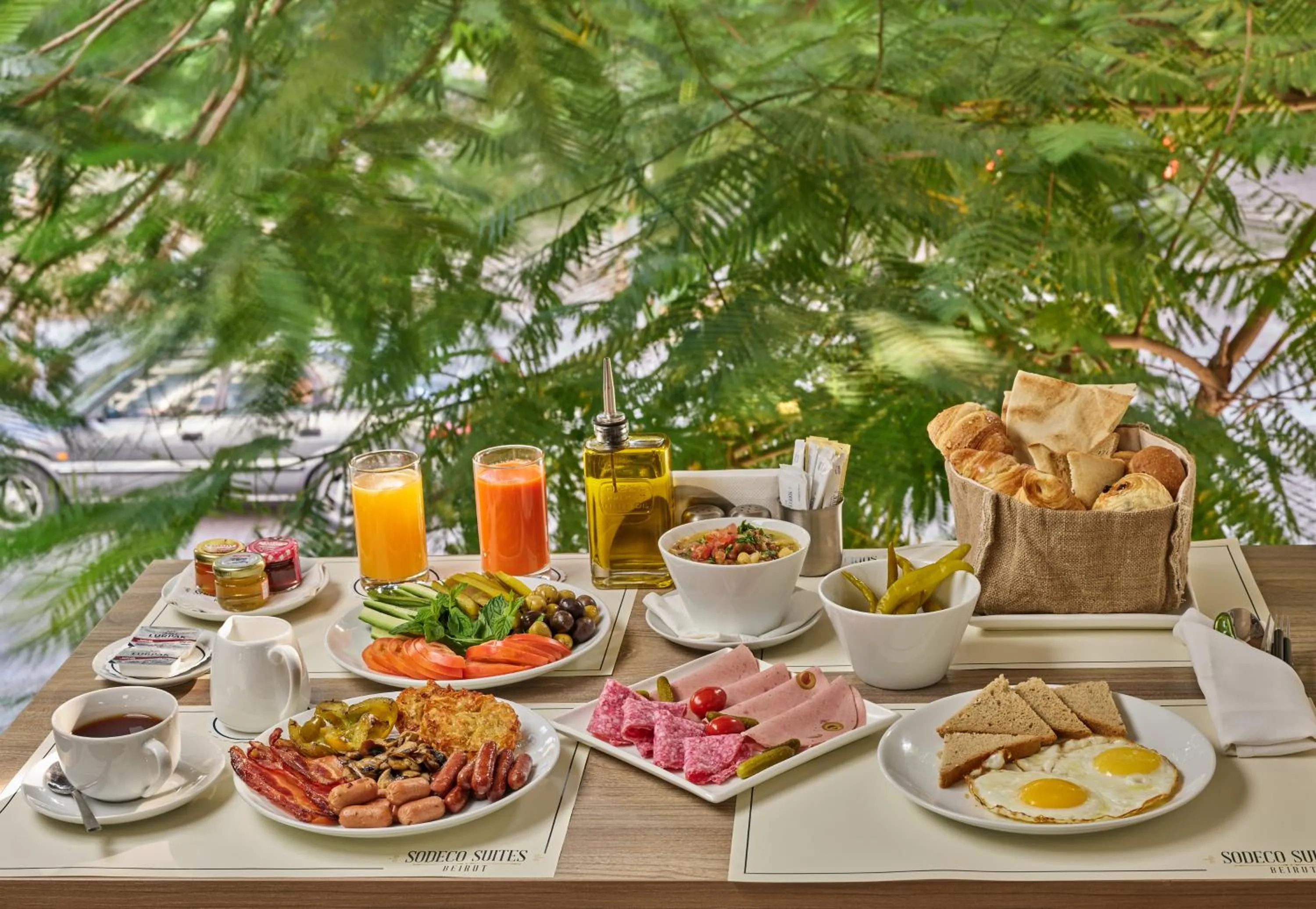 Food in Sodeco Suites