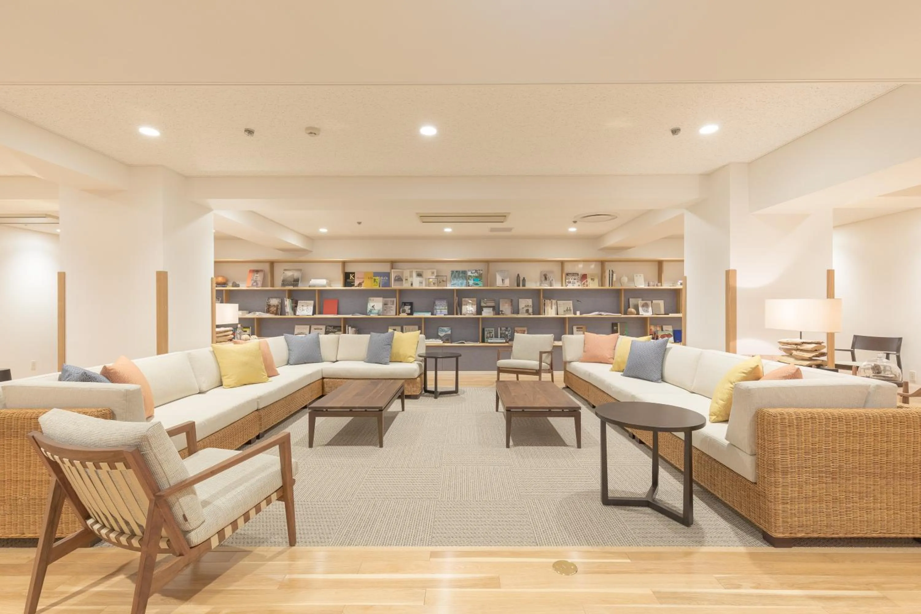 Library in Izu Imaihama Tokyu Hotel
