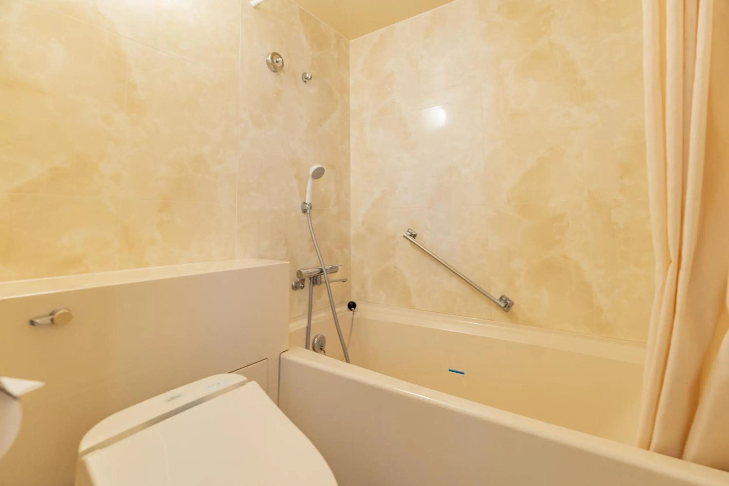 Shower in Izu Imaihama Tokyu Hotel