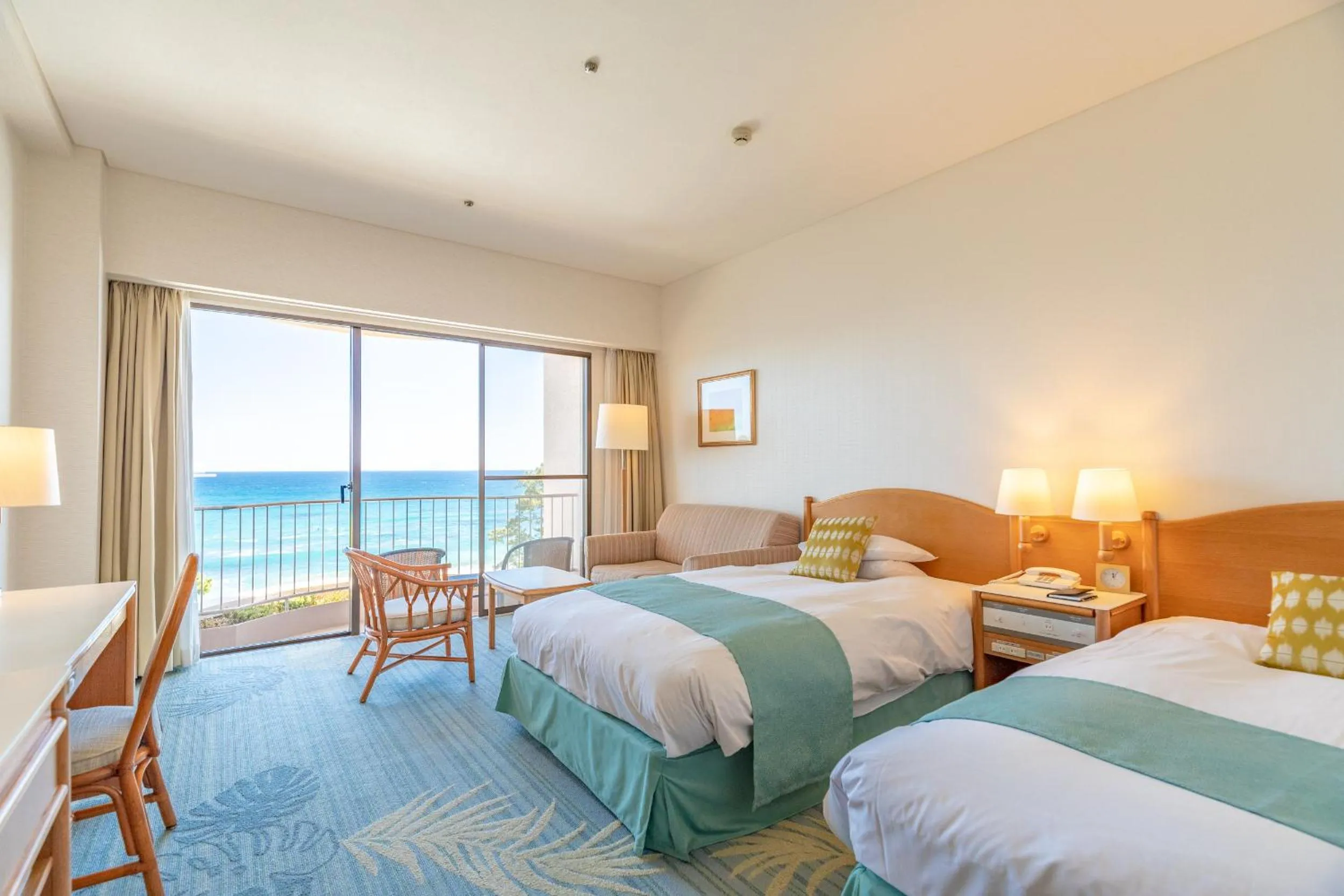 Bed in Izu Imaihama Tokyu Hotel