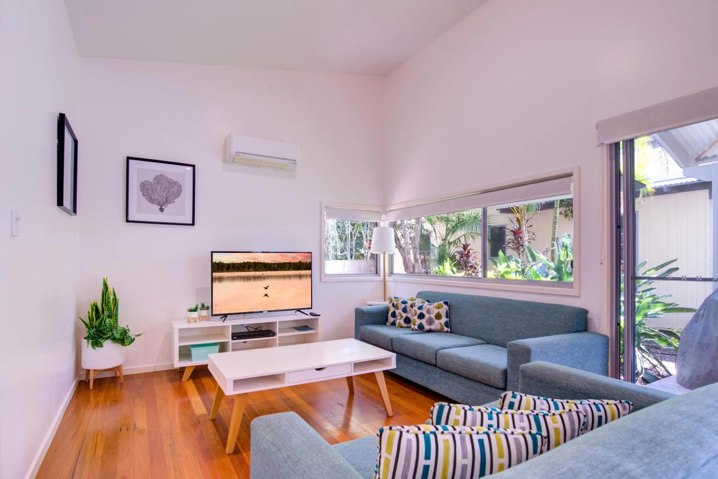 Living room in Mobys Beachside Retreat