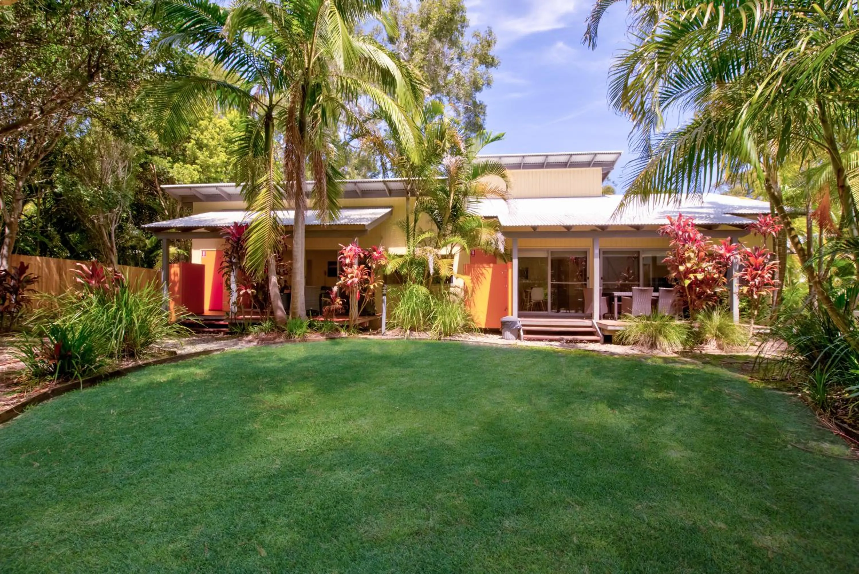 Garden in Mobys Beachside Retreat