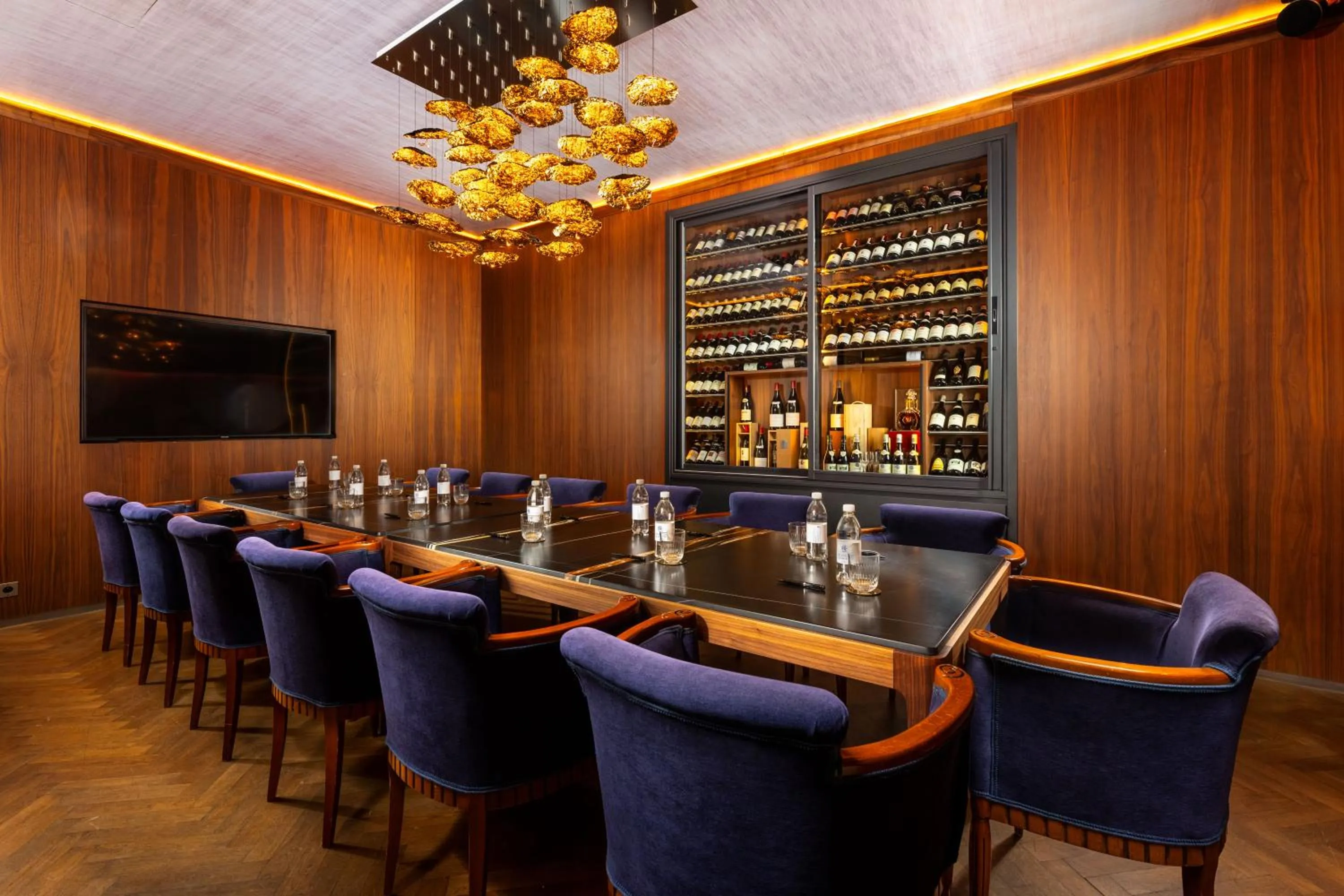 Meeting/conference room in Hôtel Les Roches Blanches Cassis