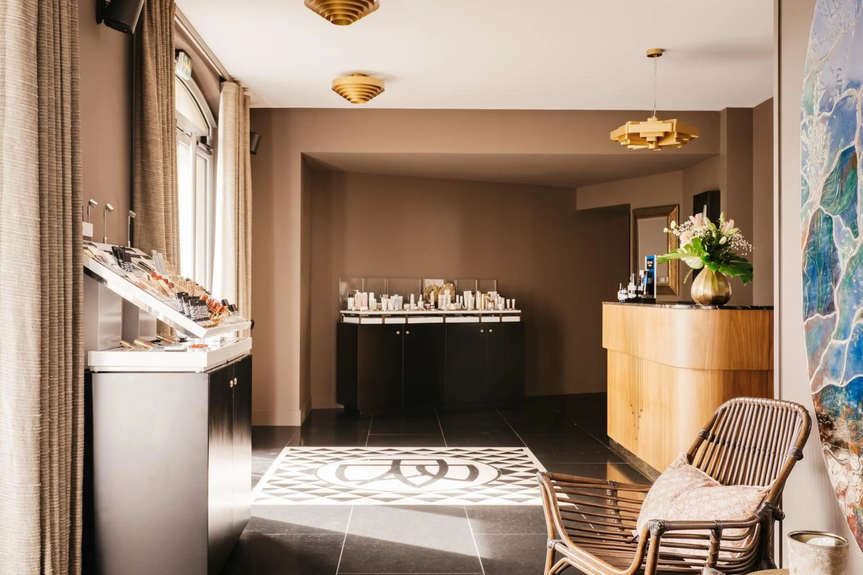 Spa and wellness centre/facilities in Hôtel Les Roches Blanches Cassis