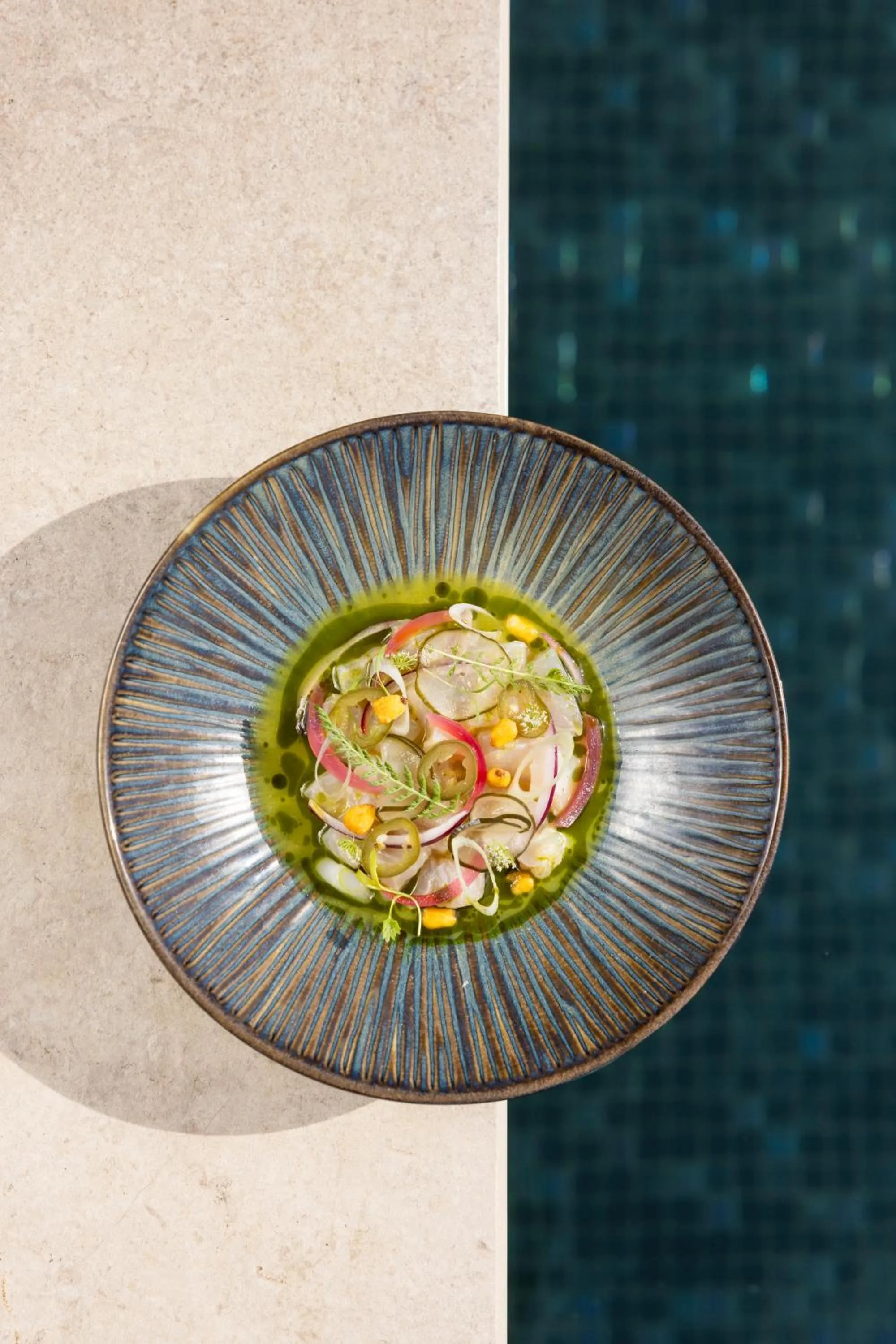 Restaurant/places to eat in Hôtel Les Roches Blanches Cassis